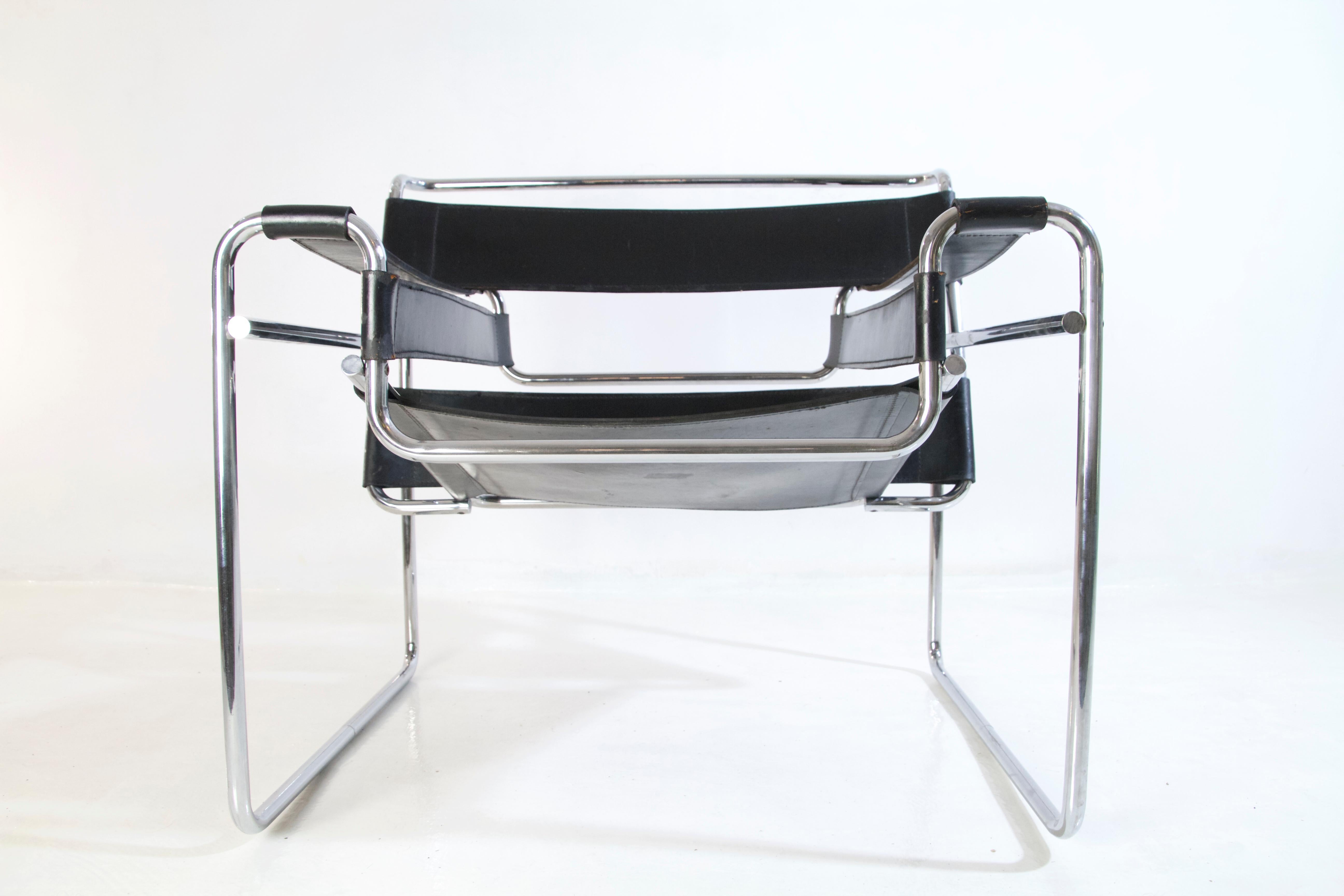 Italian Bauhaus Wassily Chair by Marcel Breuer for Knoll International