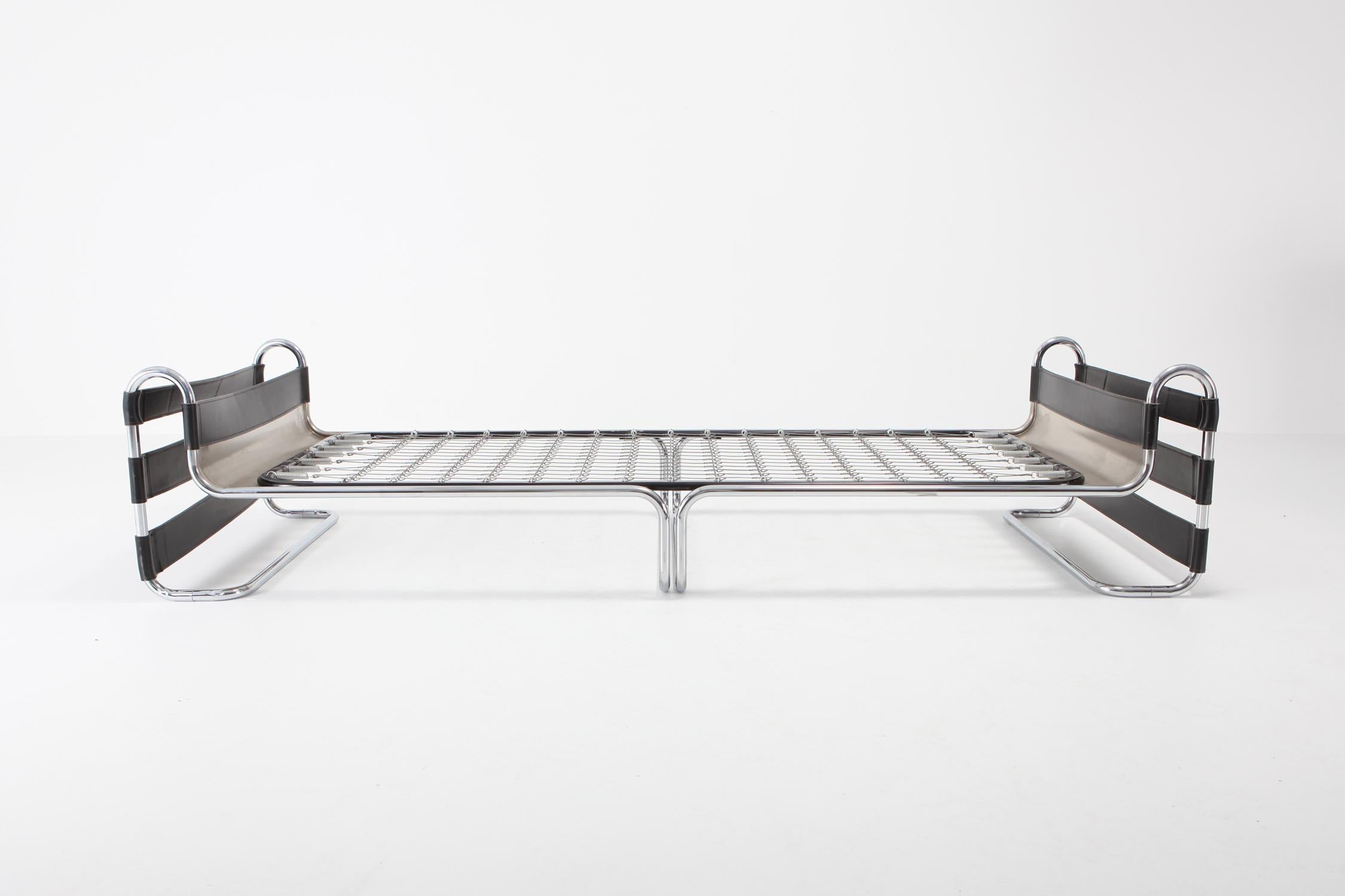 Marcel Breuer attributed daybed in typical Bauhaus style with a tubular chromed steel frame and leather bands.
Rago Auctions have auctioned these a few years ago.
Very important and rare pieces.
We have two daybeds available
As we're celebrating