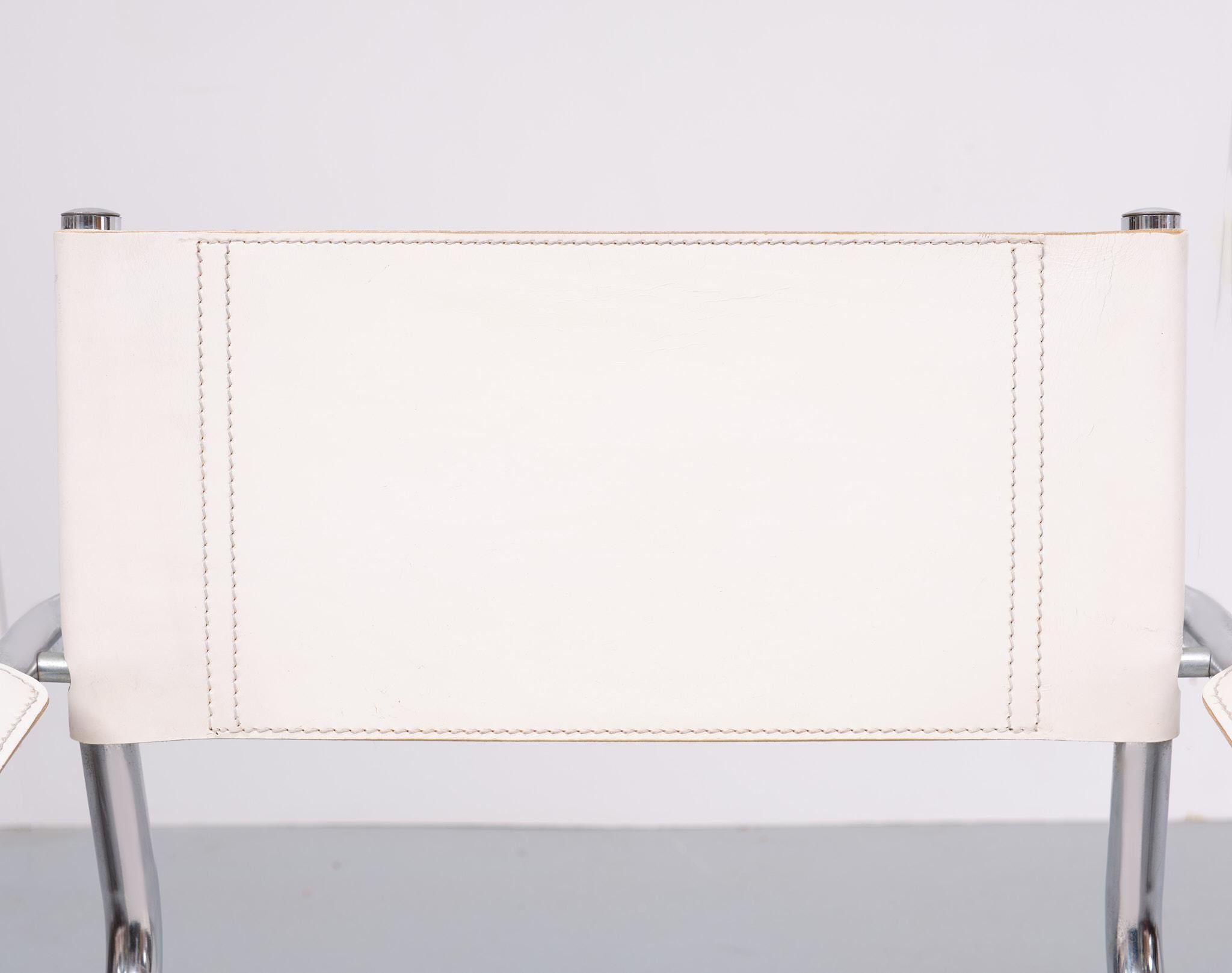 Bauhaus White Leather Arm Chair Mattheo Grassi 1970s Italy In Good Condition In Den Haag, NL