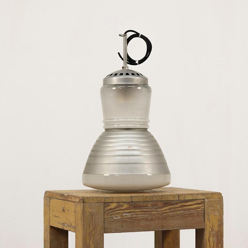 XX secolo Lampade a sospensione Bauhaus Zeis Ikon  di Adolf Meyer in vendita