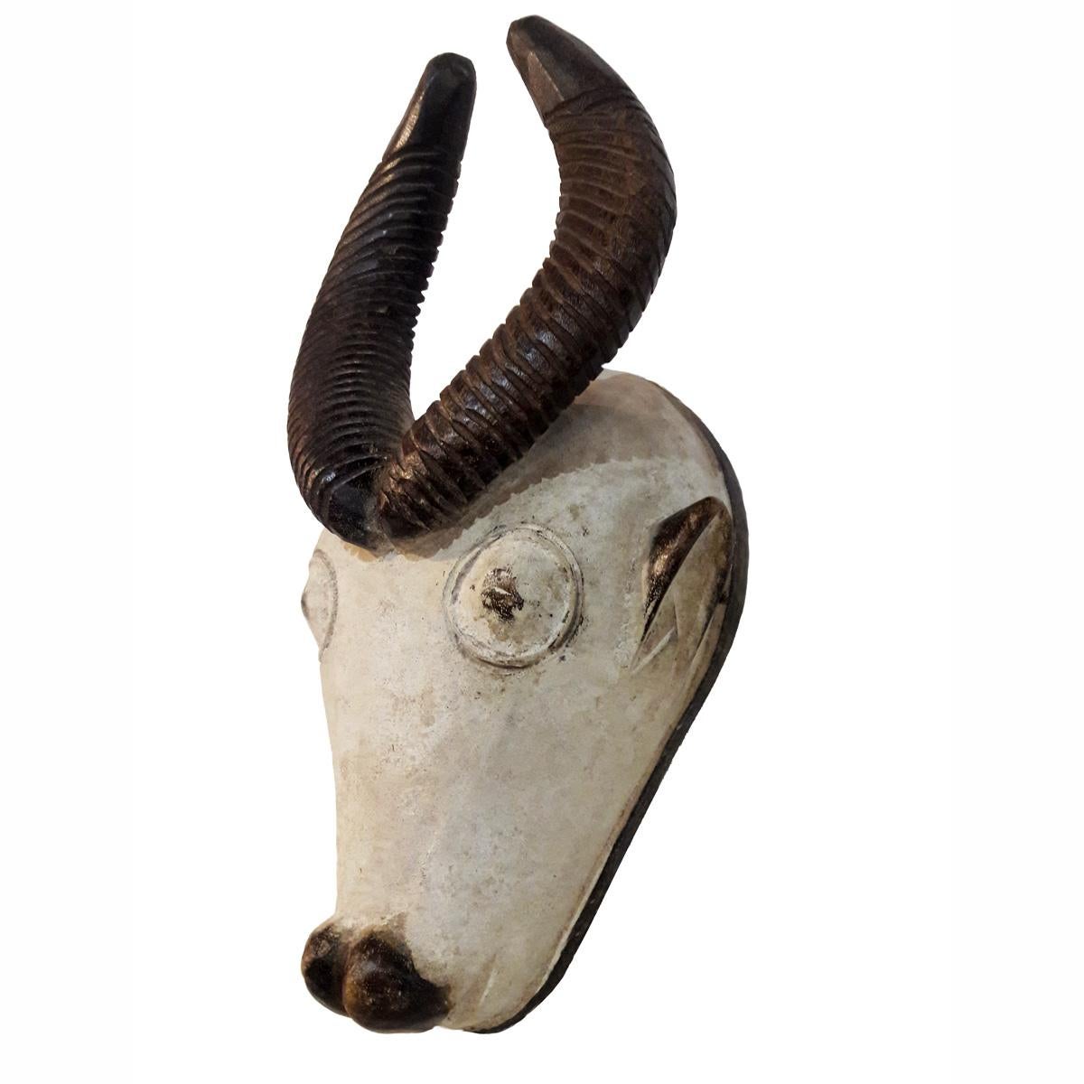 Baule Antelope Wood Mask, Mid-20th Century In Good Condition In New York, NY
