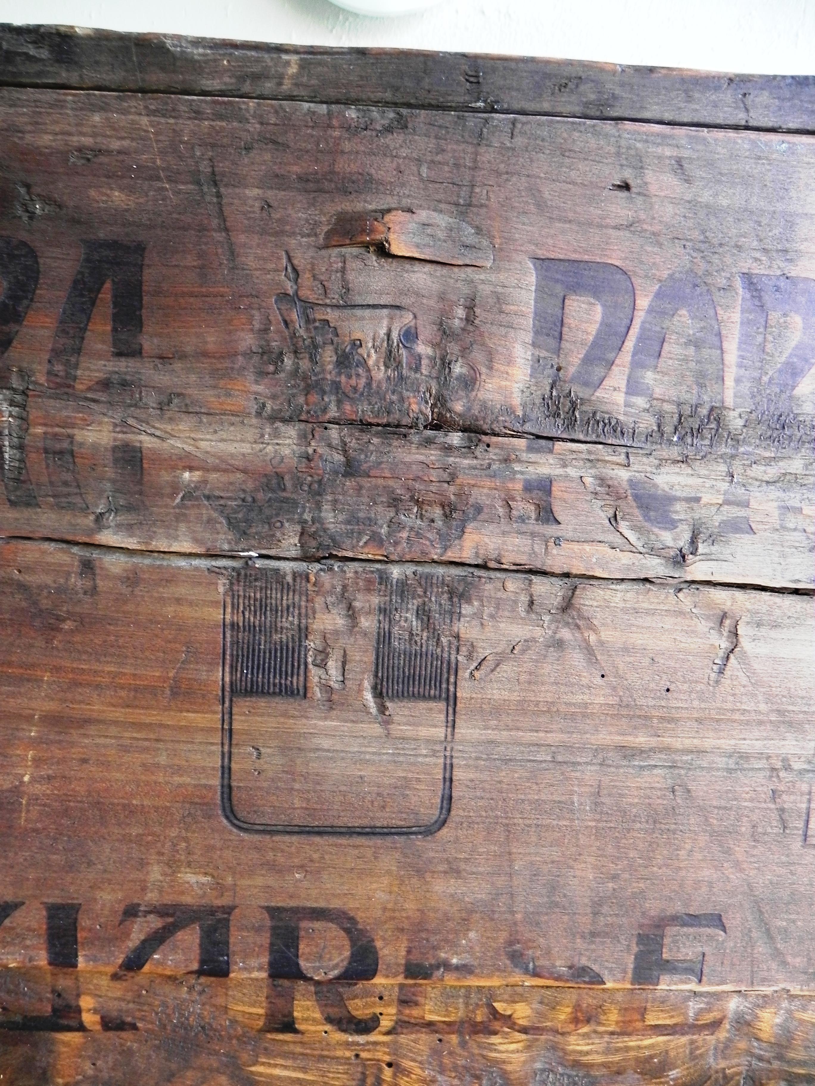 baúl de cerveza Poretti, 1912 en venta 9