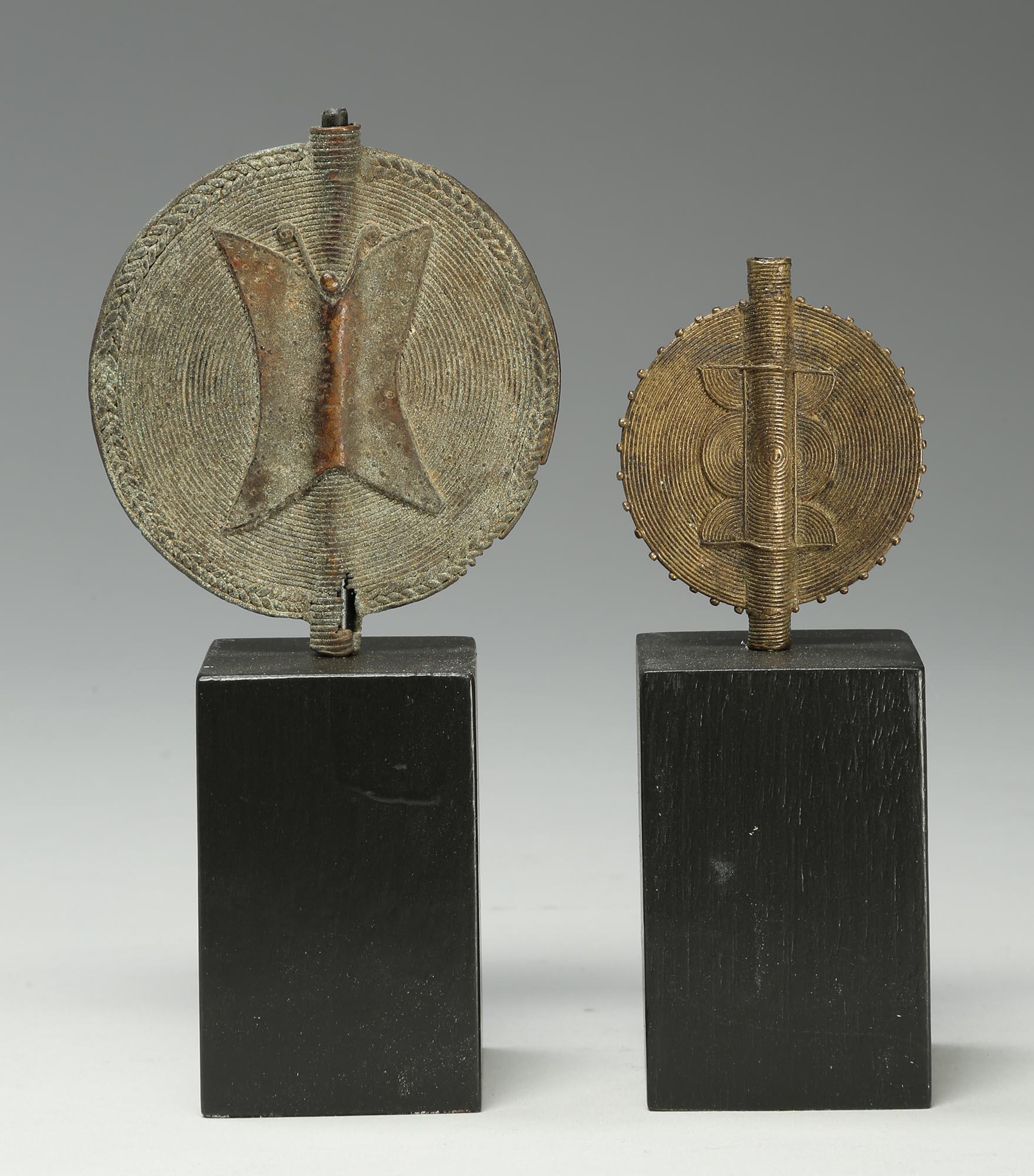 Ivoirien Discs circulaires en bronze coulé Baule Lost Wax à base de papillon ivoire de la côte africaine en vente