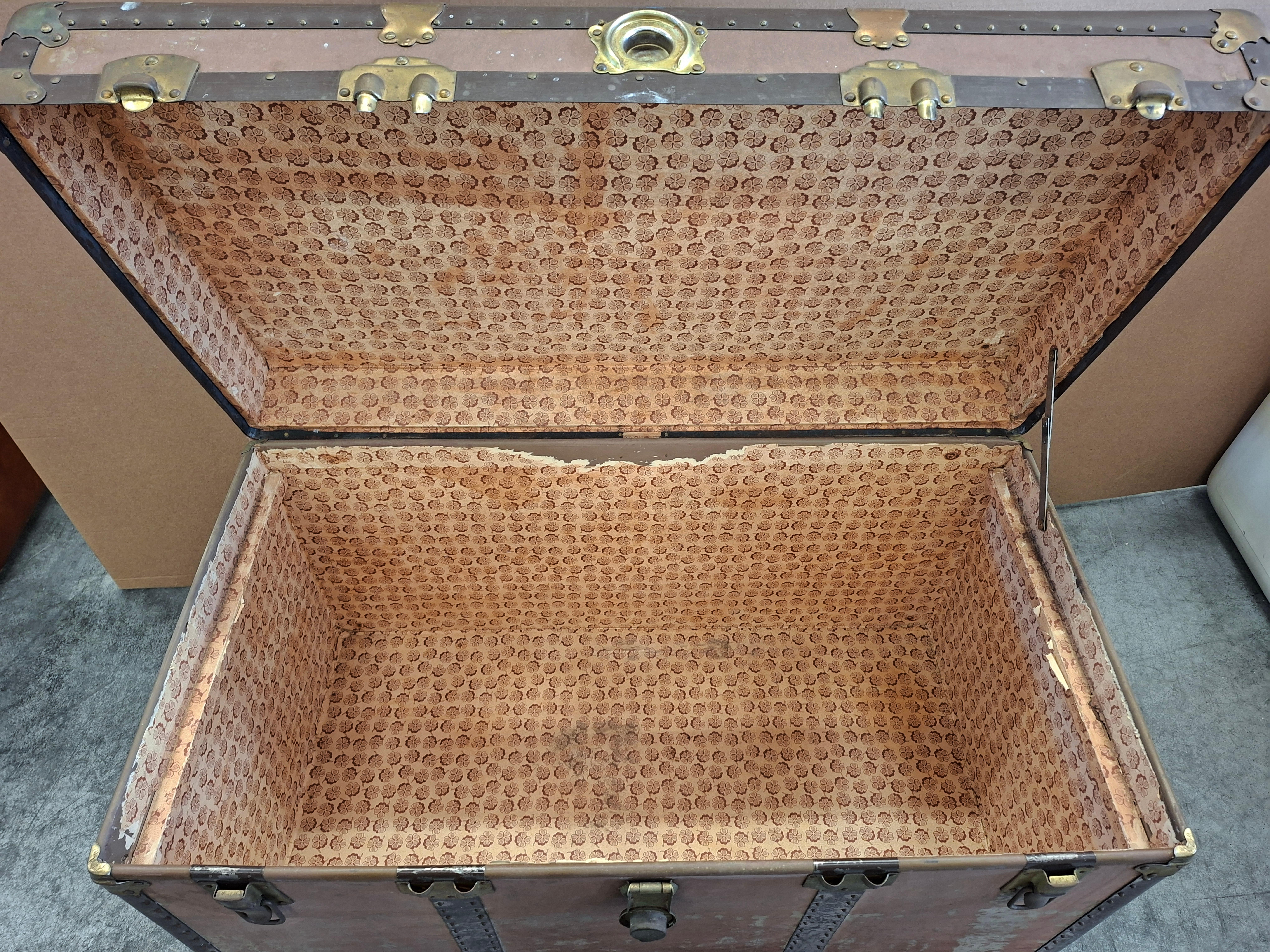 19th Century baule del 1800 in vendita