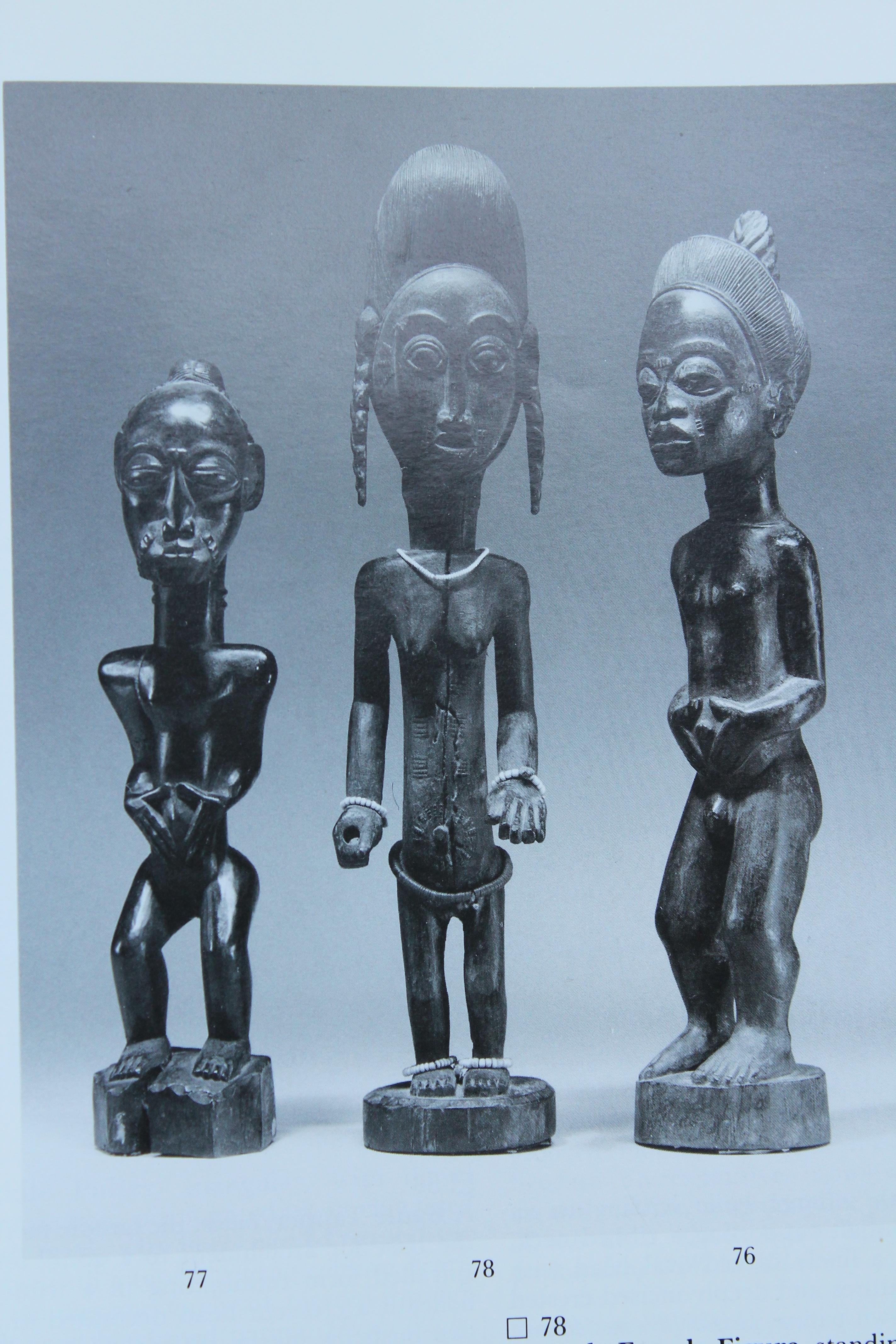 20ième siècle Figure féminine en bois sculpté Baule, sculpture africaine, provenance de Sotheby's en vente
