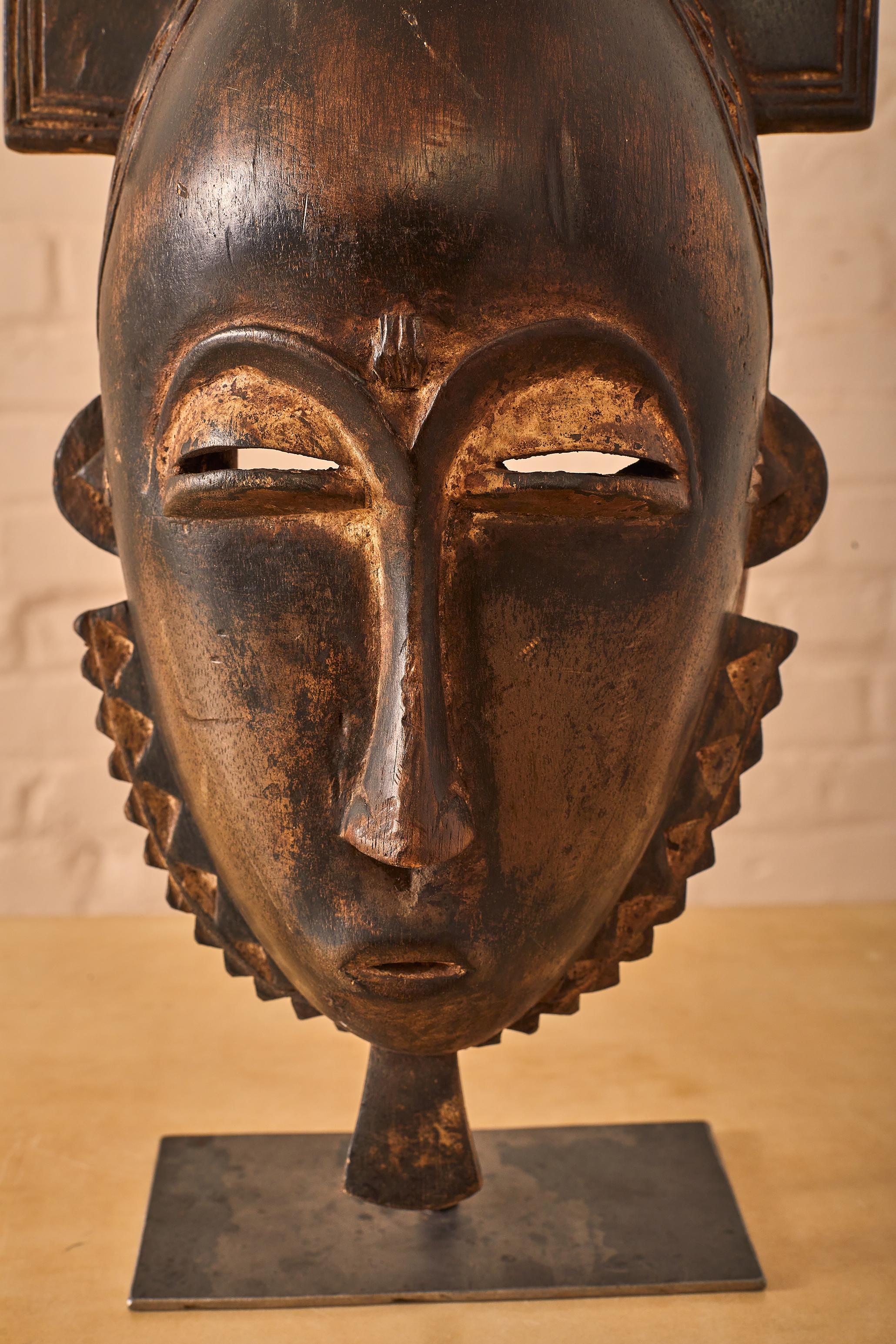 Masque Baule « Ndoma » de la côte ivoire Bon état - En vente à Long Island City, NY