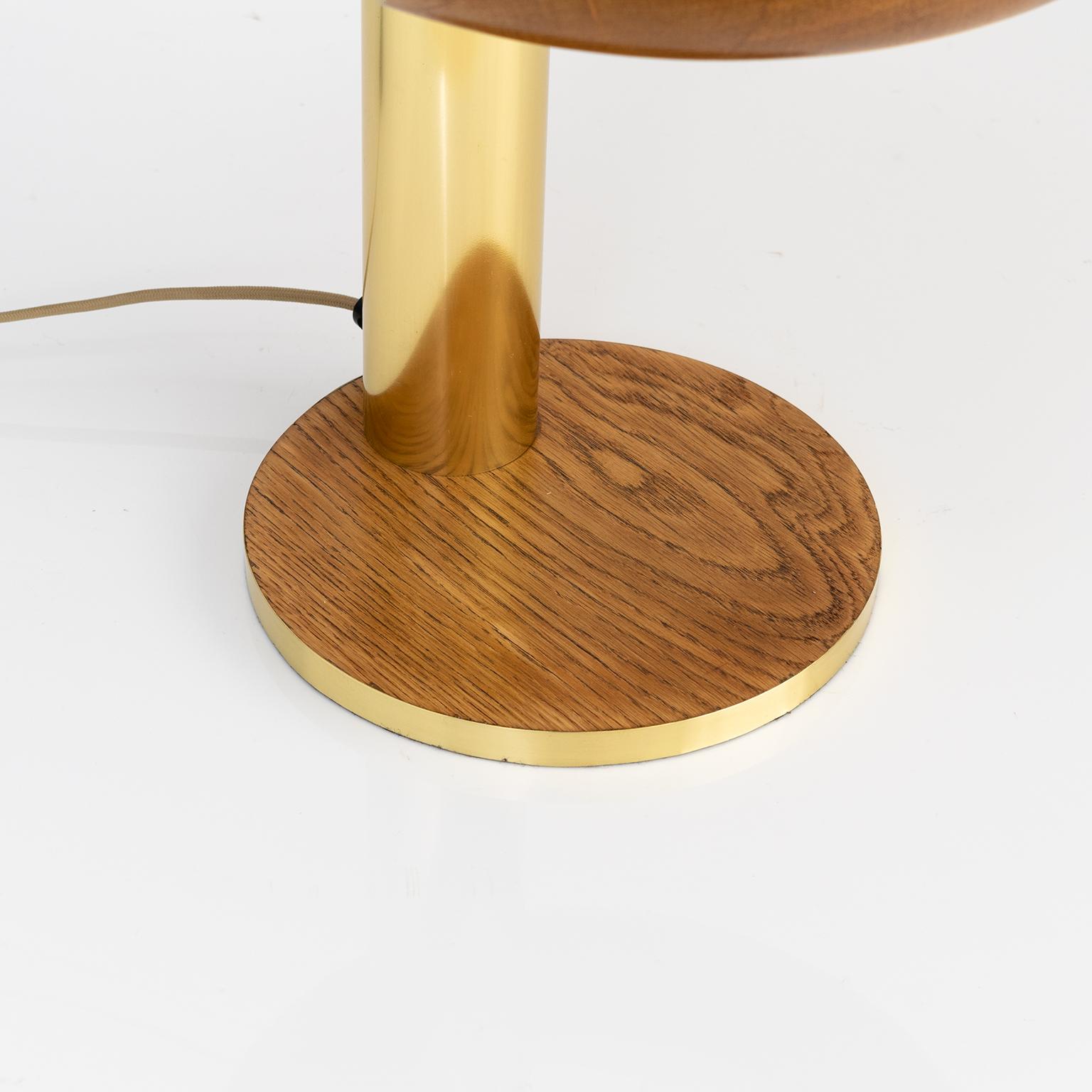 Baum Leuchten, Oak and Brass Desk Lamp, Germany, 1970 For Sale 3