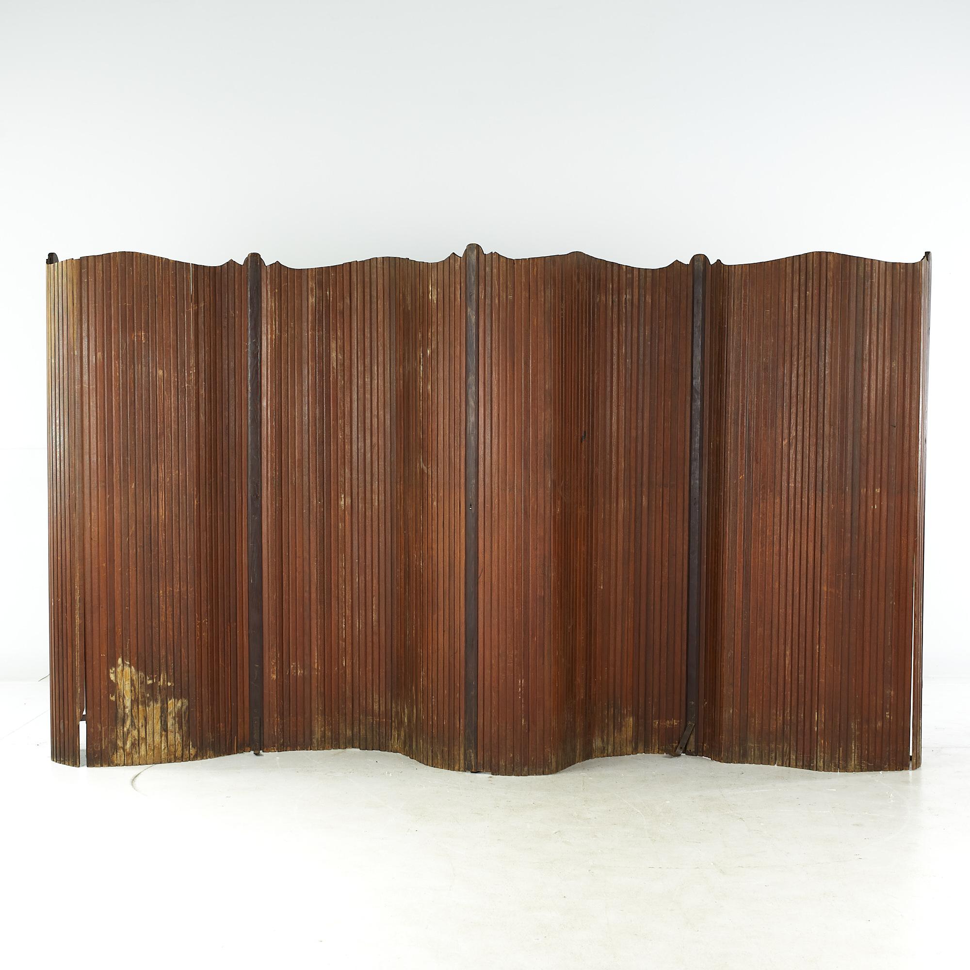 Baumann Fils & Cie midcentury Paravent Paris room divider screen

This room divider measures: 142 wide x 1 deep x 63.5 inches high

All pieces of furniture can be had in what we call restored vintage condition. That means the piece is restored