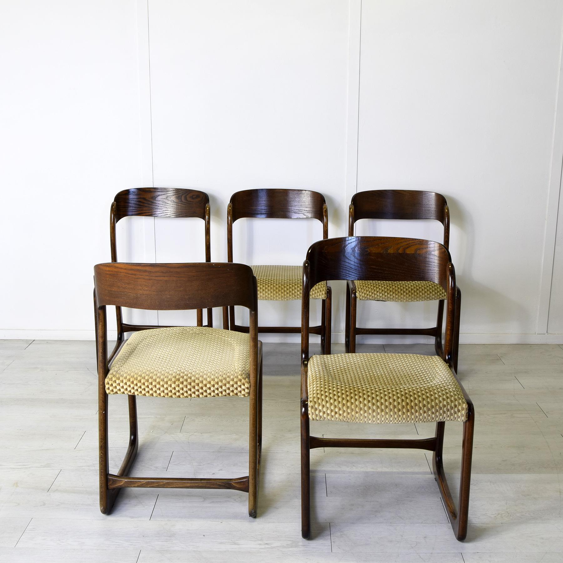 Baumann France set de cinq chaises mod. Traineau 60s. en vente 3