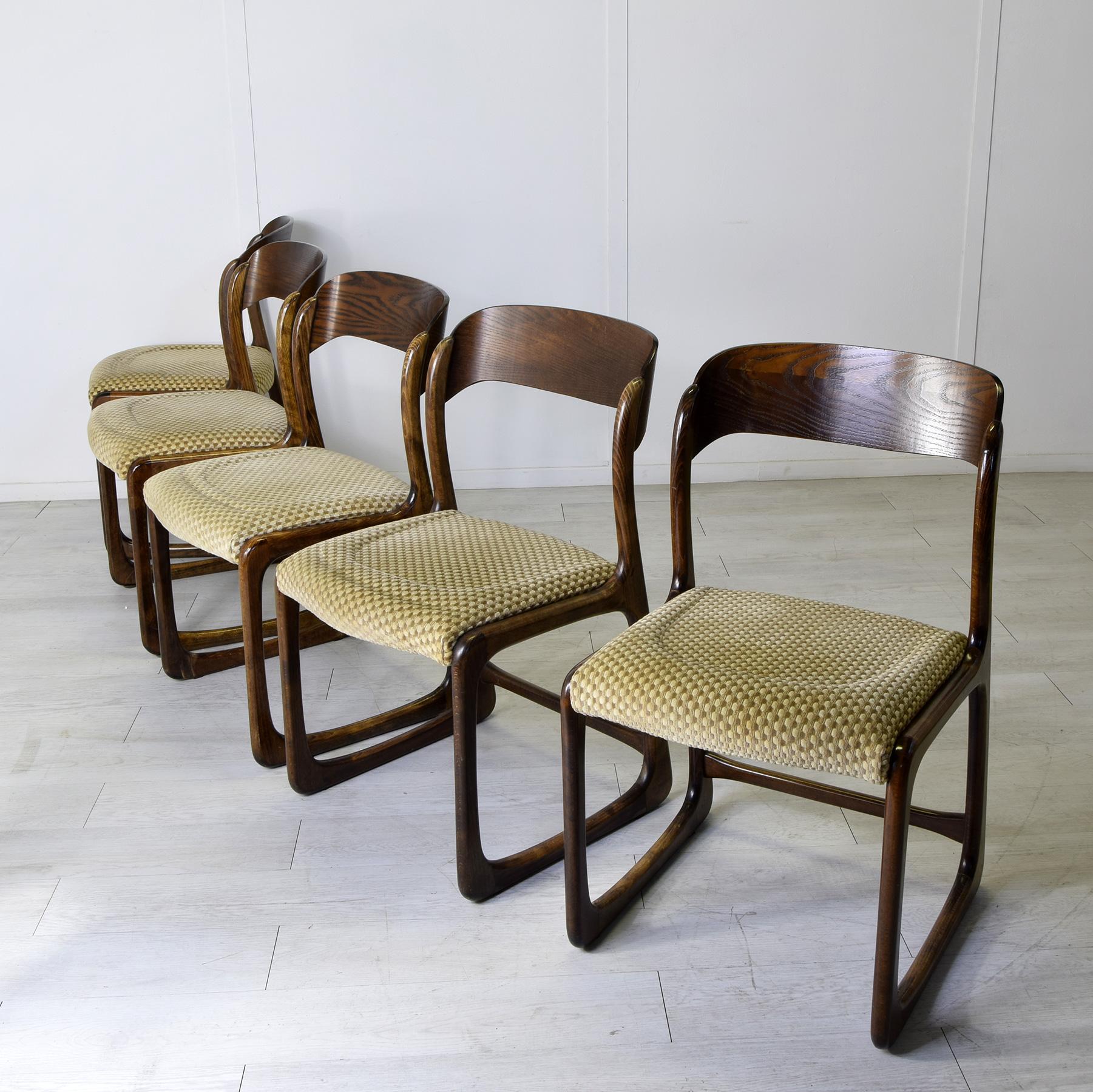 Tissu Baumann France set de cinq chaises mod. Traineau 60s. en vente