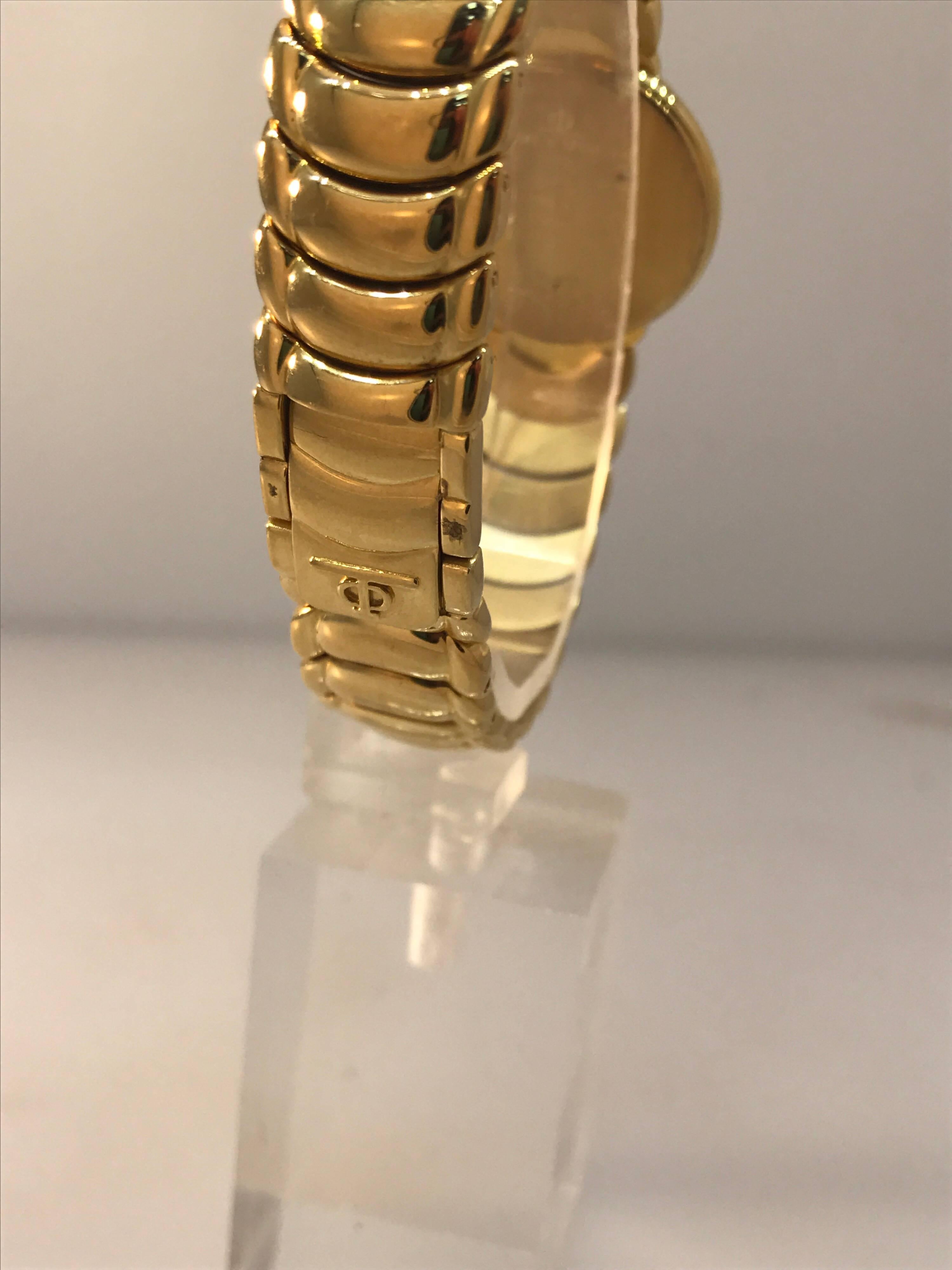 Baume & Mercier 18 Karat Gold Pink Mother-of-Pearl Dial Bracelet Women's Watch For Sale 4