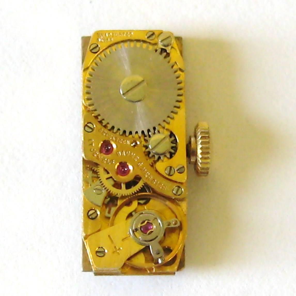 Baume & Mercier Ladies Yellow 14 karat Gold manual wind Wristwatch   For Sale 1