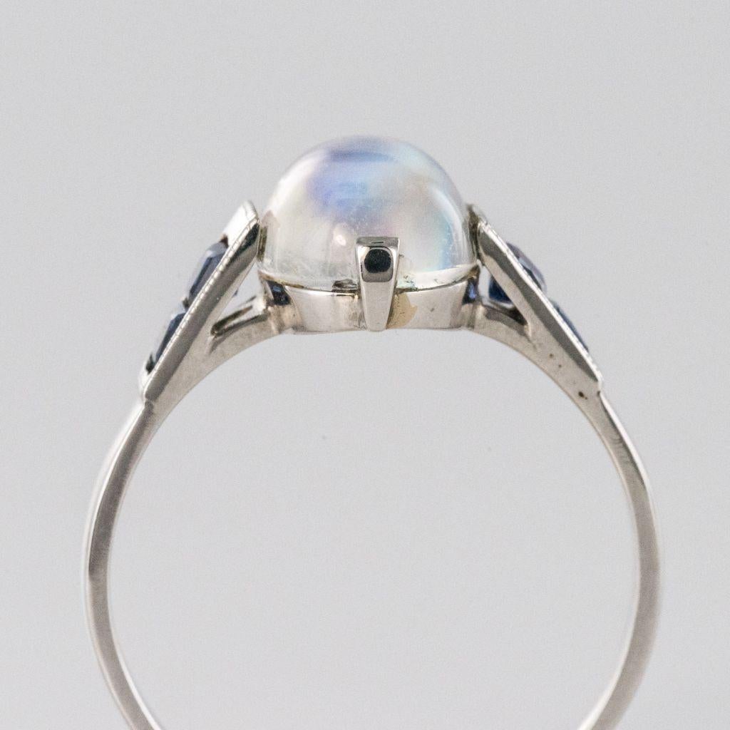 Baume Art Deco Style 2.30 Carat Moonstone Calibrated Sapphire White Gold Ring For Sale 7