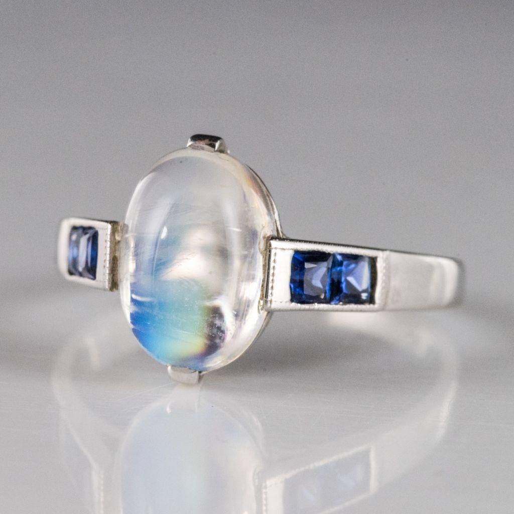 Baume Art Deco Style 2.30 Carat Moonstone Calibrated Sapphire White Gold Ring In New Condition For Sale In Poitiers, FR