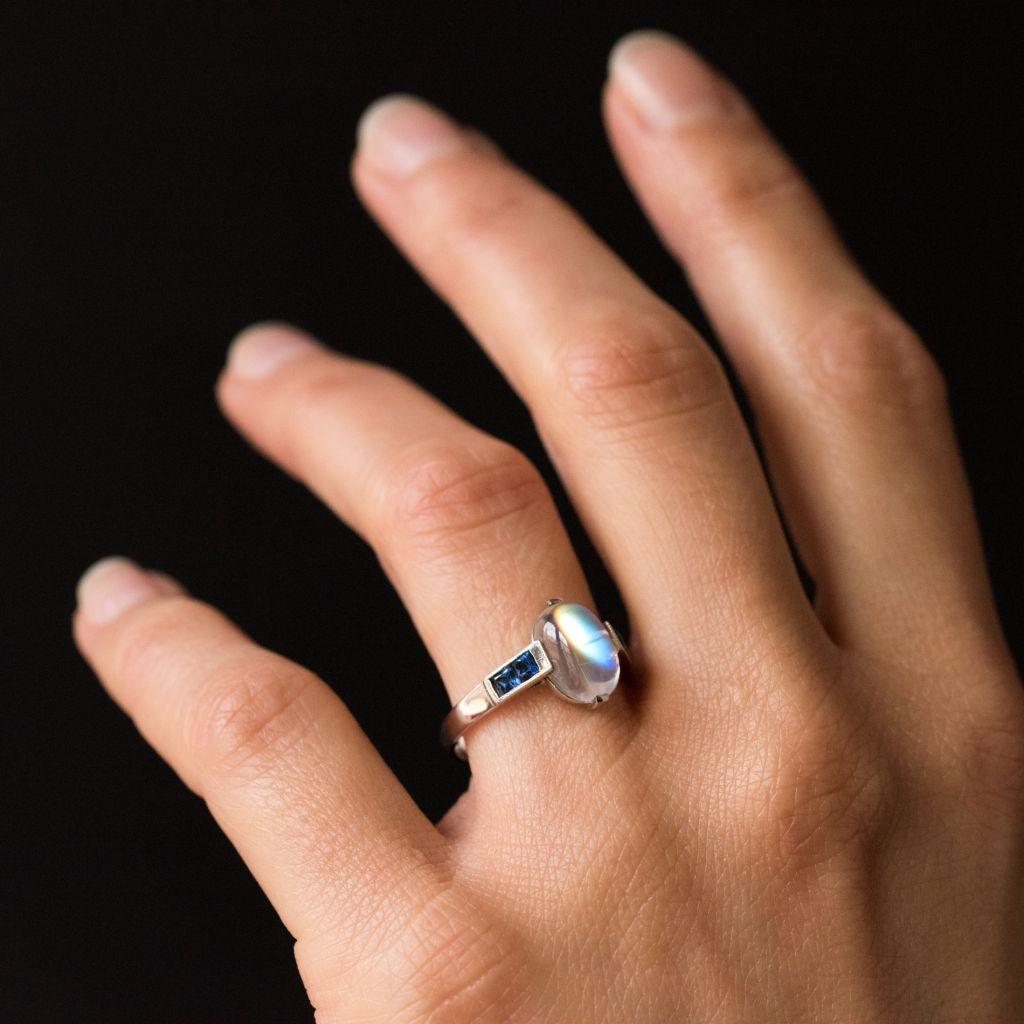 Women's Baume Art Deco Style 2.30 Carat Moonstone Calibrated Sapphire White Gold Ring For Sale