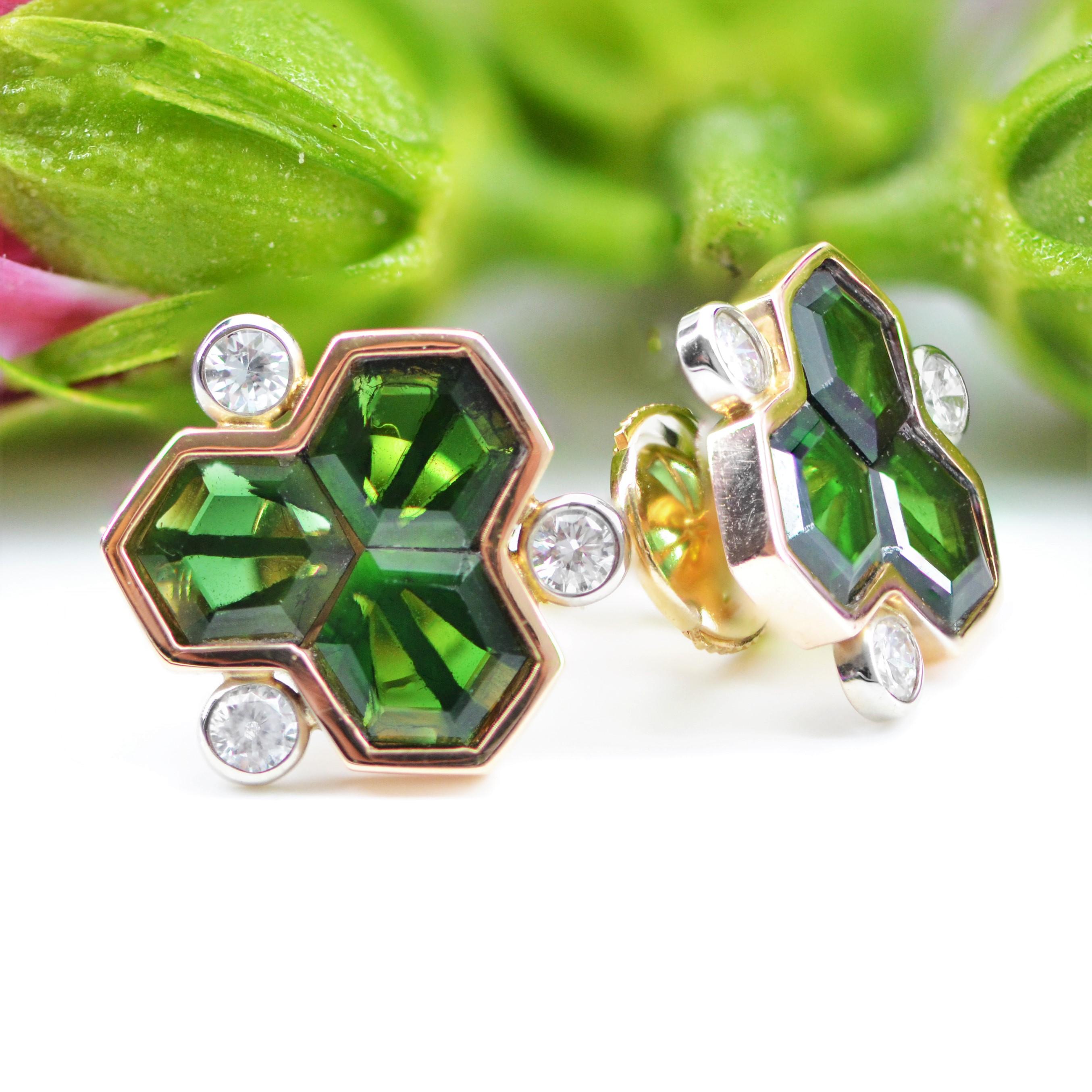 Boucles d'oreilles en or jaune 18 carats avec tourmaline et diamants Baume Creation en vente 4