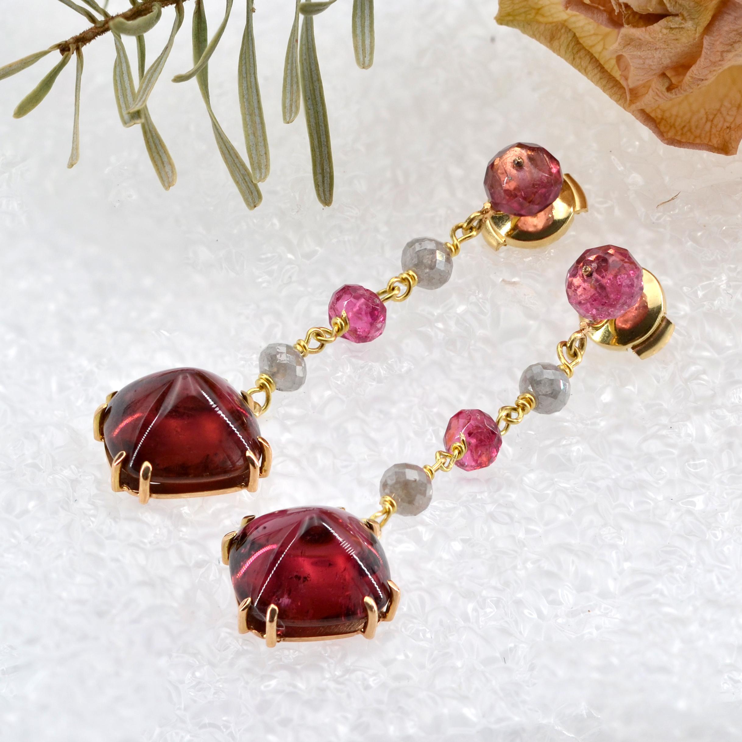Women's Baume Creation Tourmaline Spinel Diamonds 18 Karat Yellow Gold Dangle Earrings For Sale