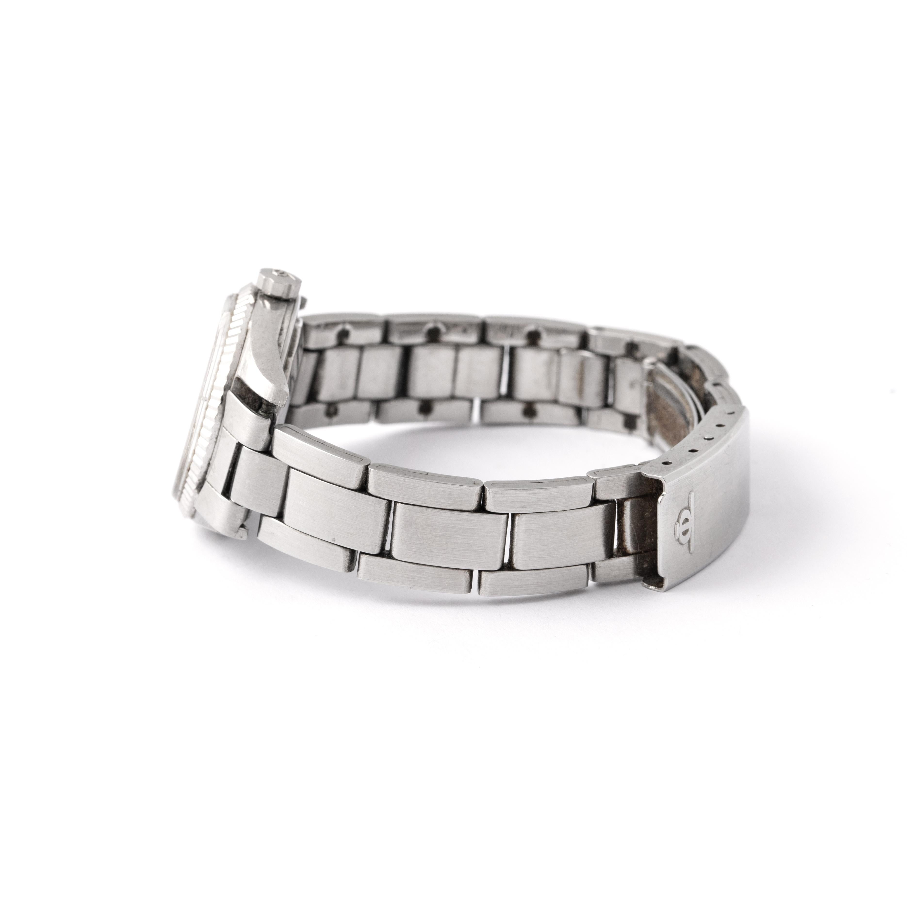 Women's or Men's Baume et Mercier Vintage Baumatic Stainless Steel Wristwatch For Sale