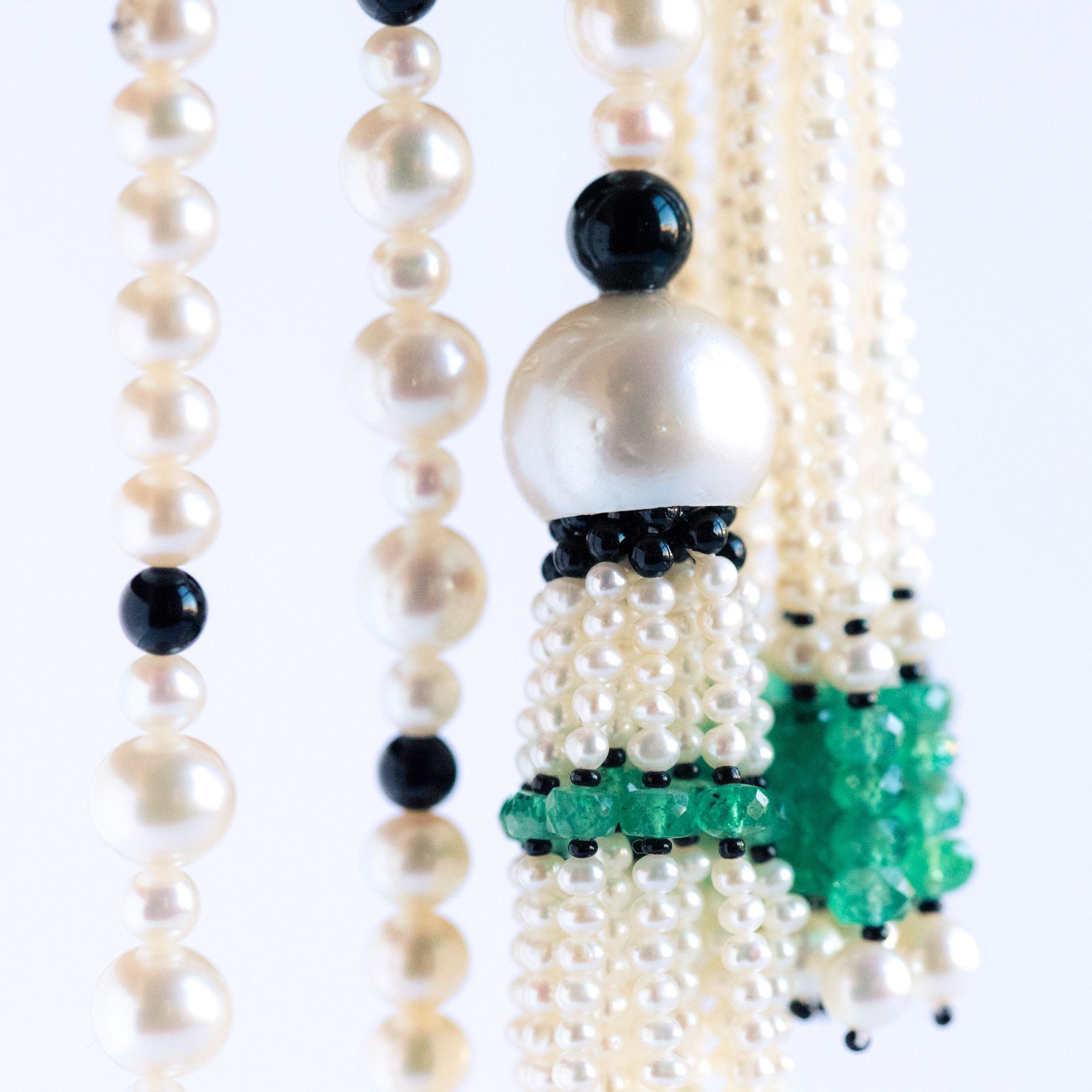 Baume Long Onyx Pearl Emerald Art Deco Style Necklace For Sale 2