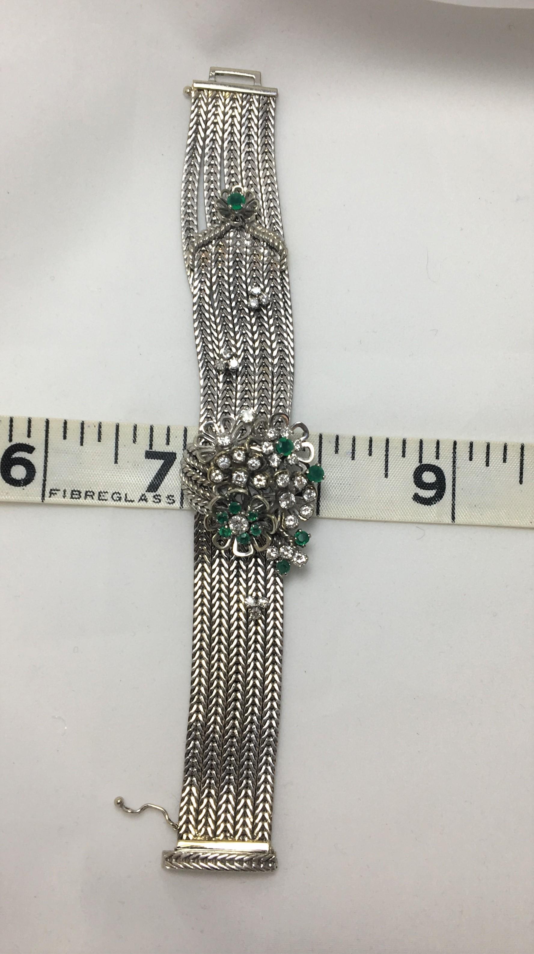 Baume & Mercier Vintage Emerald and Diamond Bracelet Watch In Good Condition In Cincinnati, OH