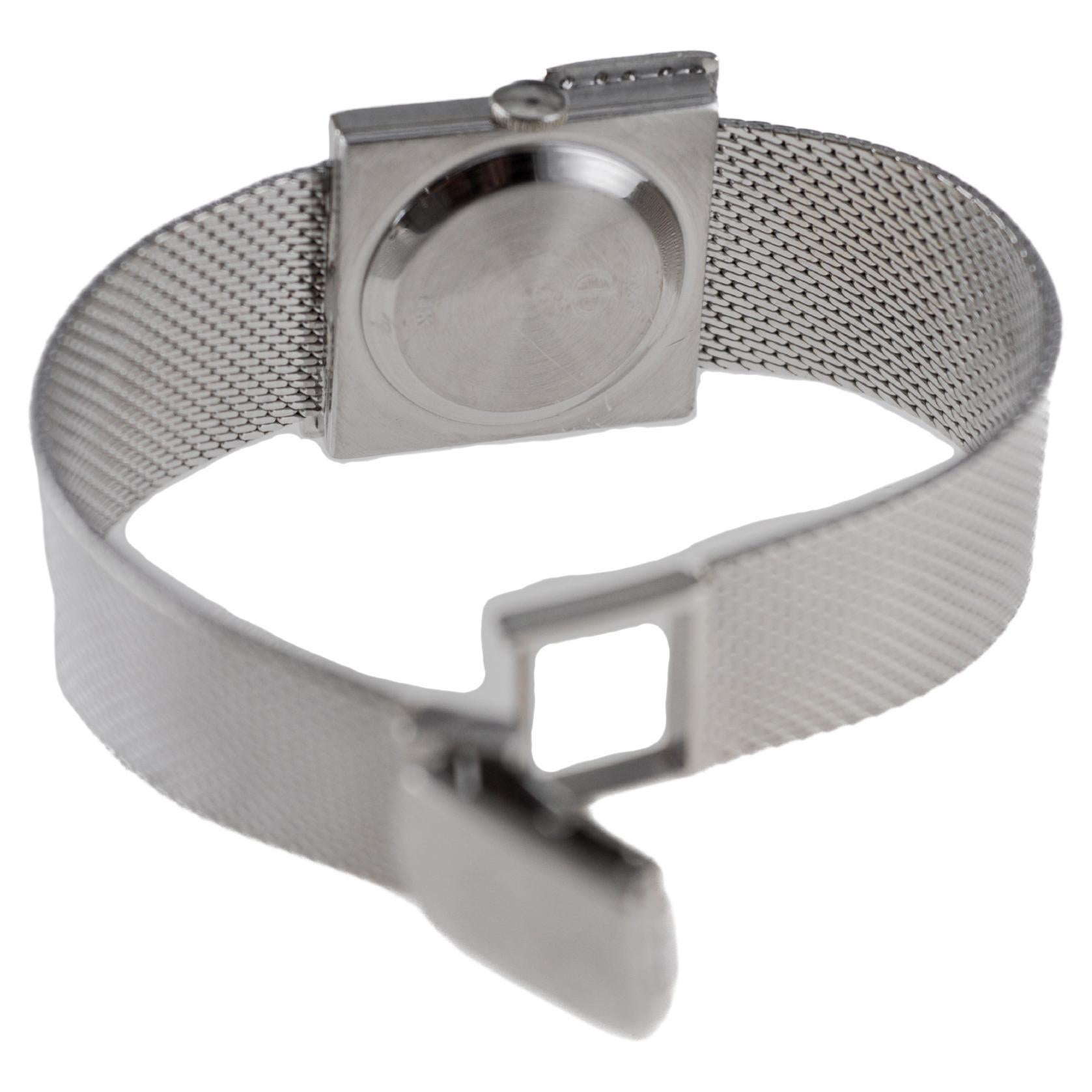 Baume Mercier 14 carats Montre habillée en or blanc massif avec accents de diamants en vente 6