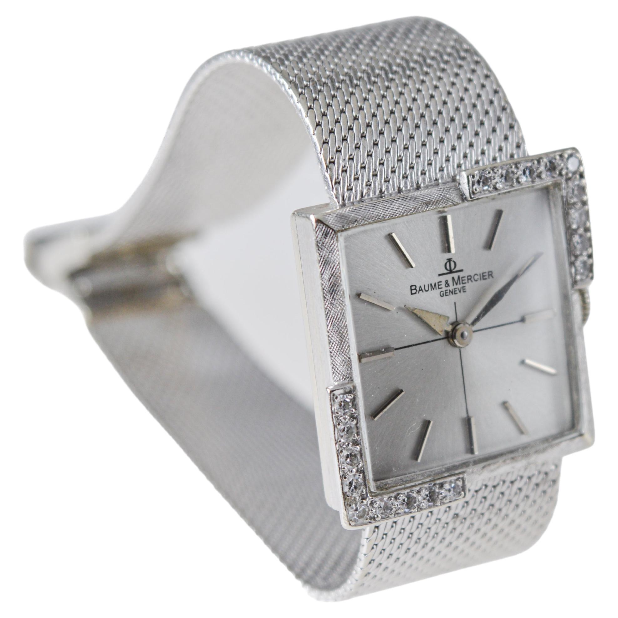 Baume Mercier 14 carats Montre habillée en or blanc massif avec accents de diamants en vente 1