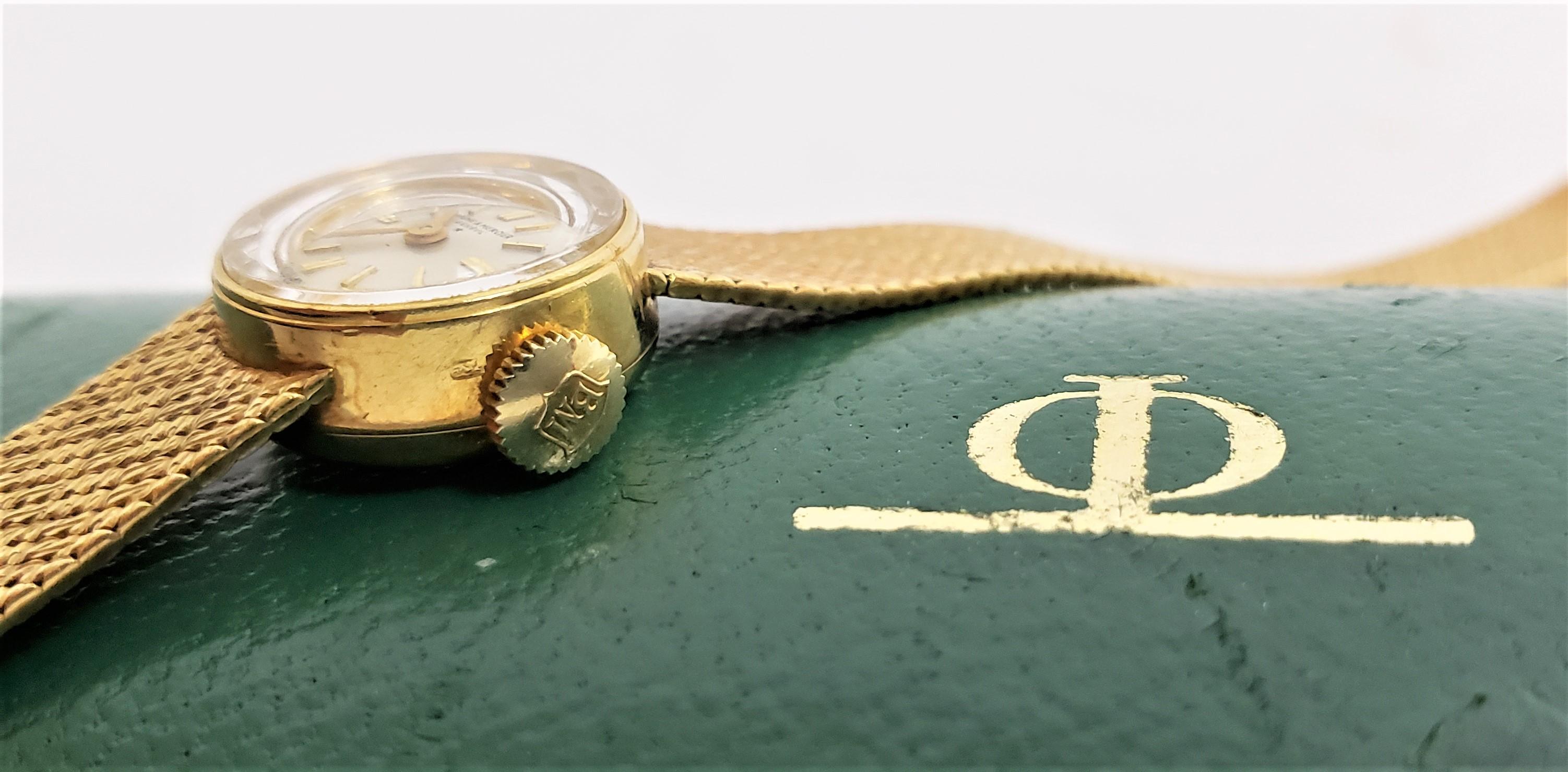 20th Century Baume Mercier 18 Karat Yellow Gold Ladies Wristwatch & Bracelet & Original Box For Sale