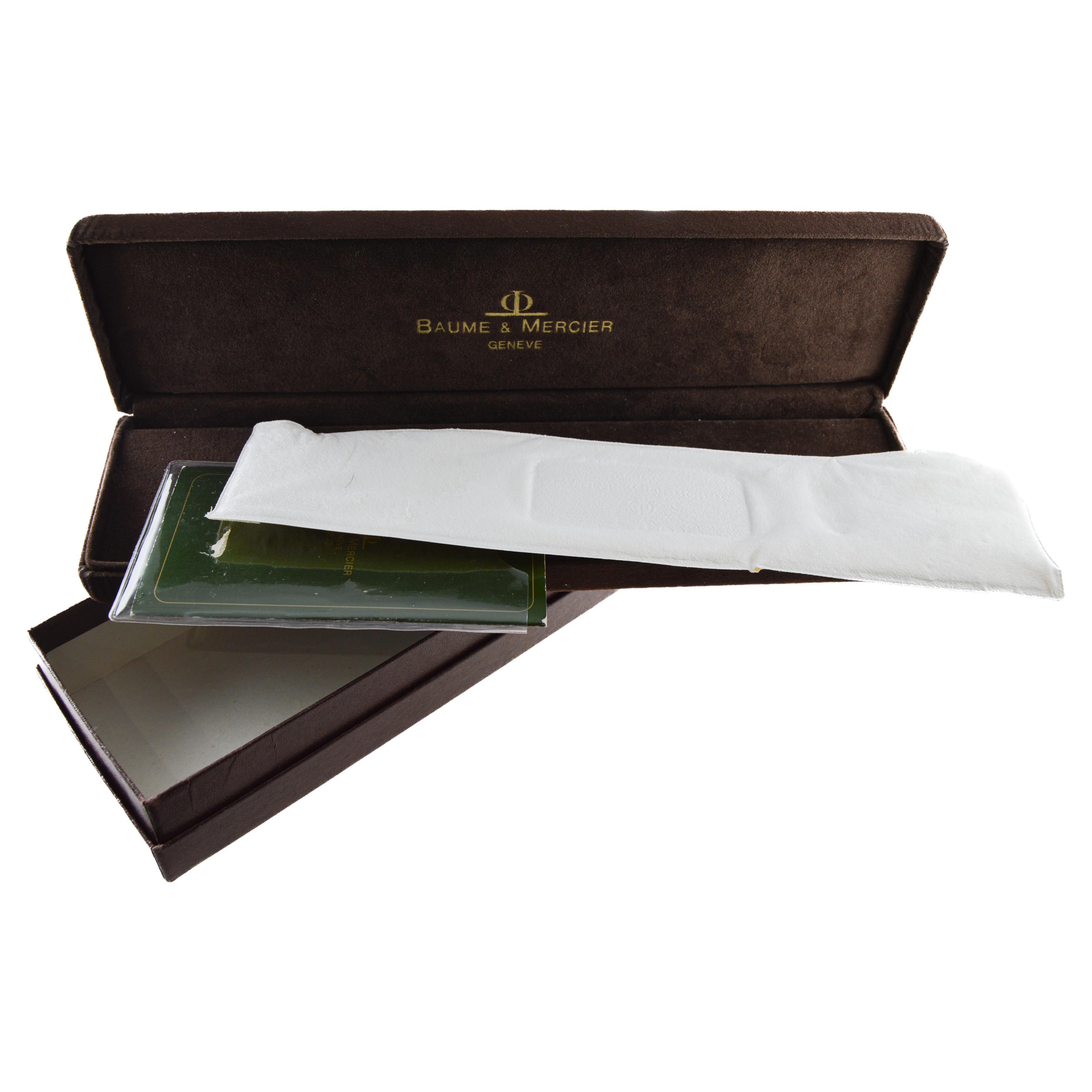 Baume & Mercier 18Kt  Solid Yellow Gold Dress Watch with Box and Papers For Sale 13