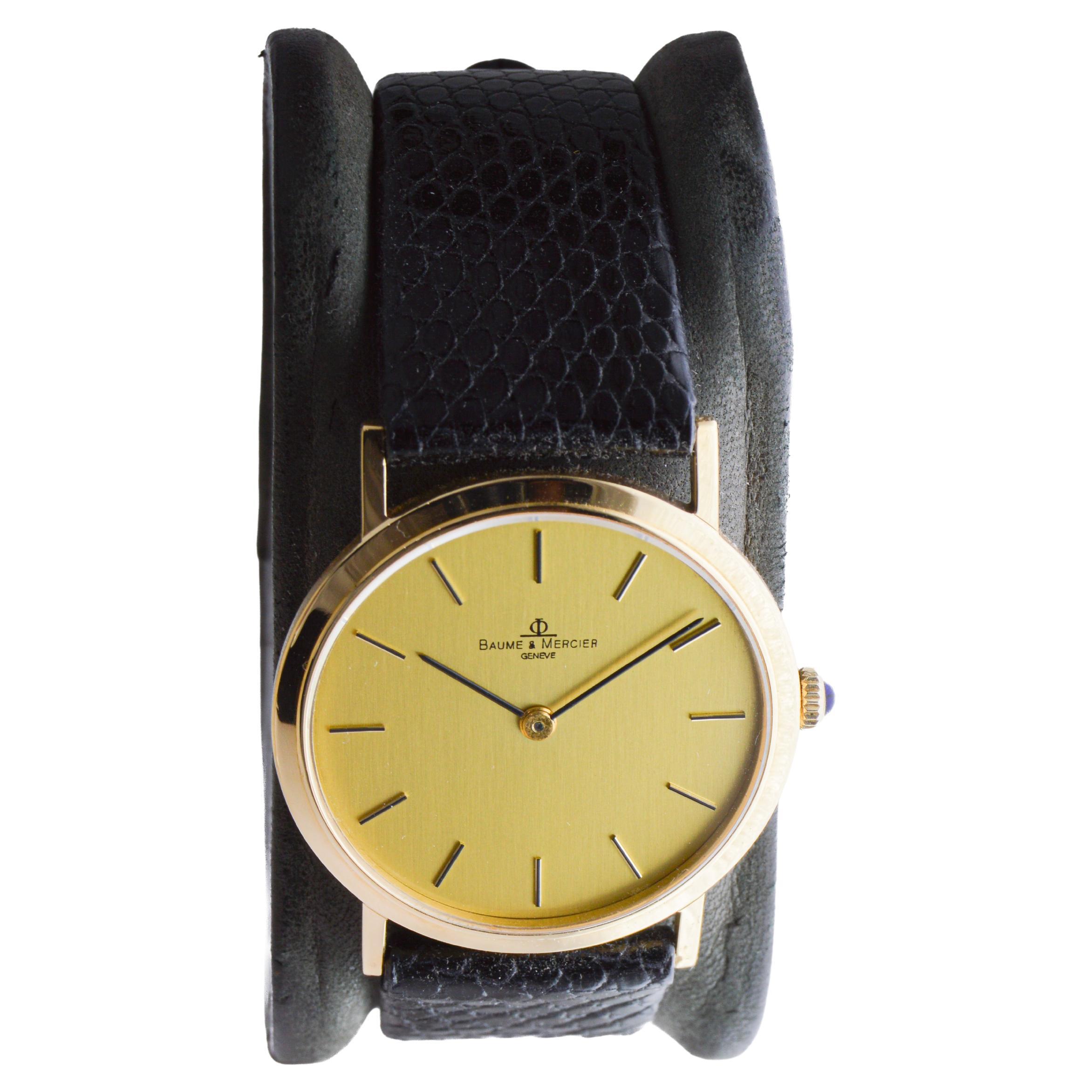 Baume & Mercier 18Kt  Solid Yellow Gold Dress Watch with Box and Papers In Excellent Condition For Sale In Long Beach, CA