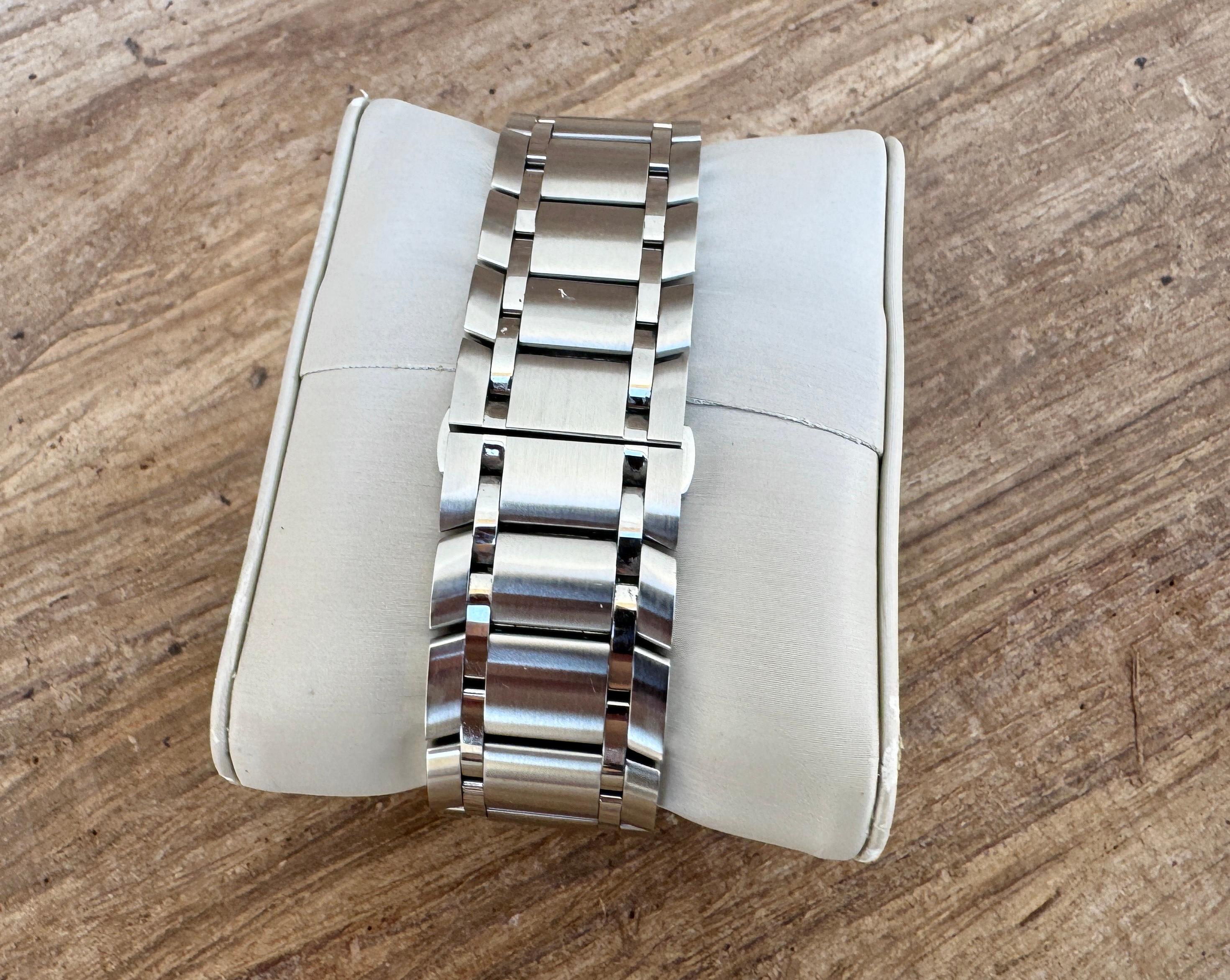 Baume & Mercier Classima Executive Modello 65593 Orologio automatico in acciaio inossidabile in vendita 4