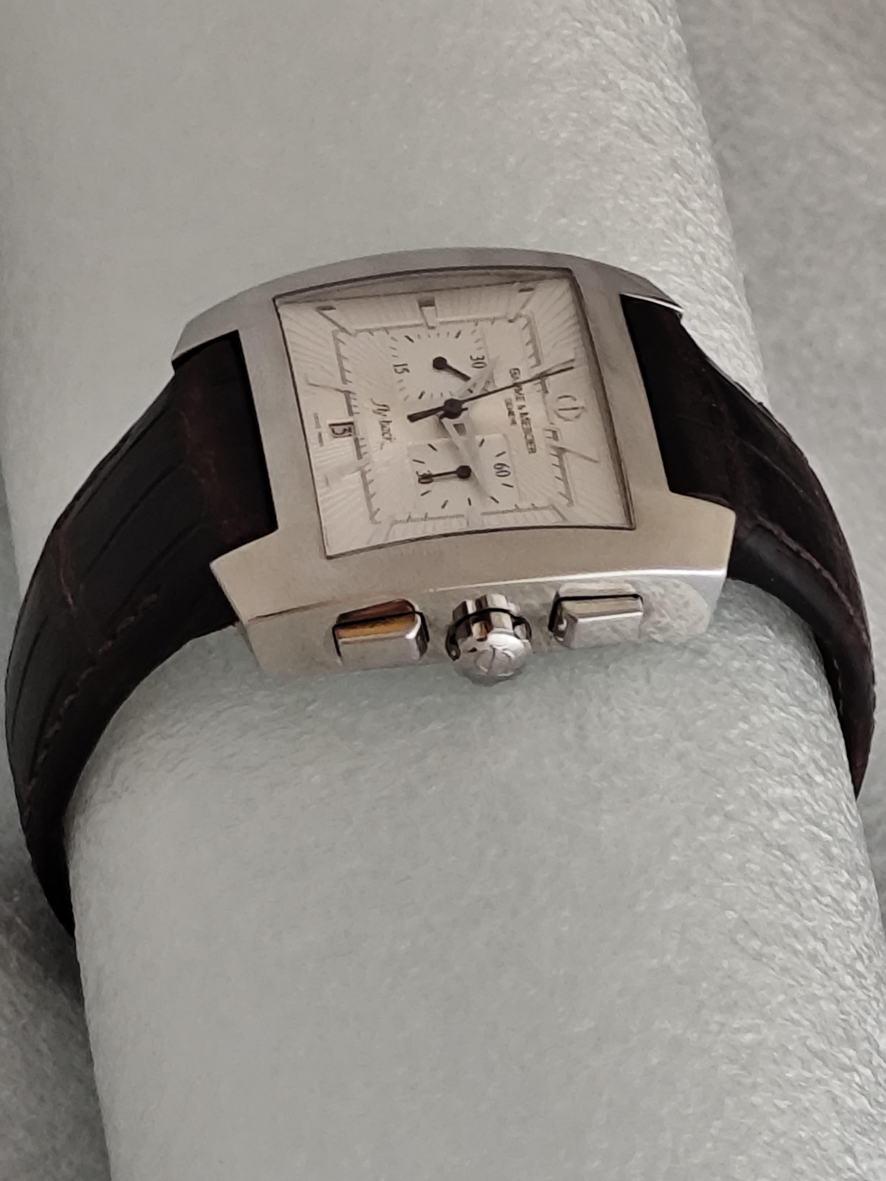 Baume & Mercier Hampton Spirit Flyback Chronograph Automatic 65475 Watch For Sale 3