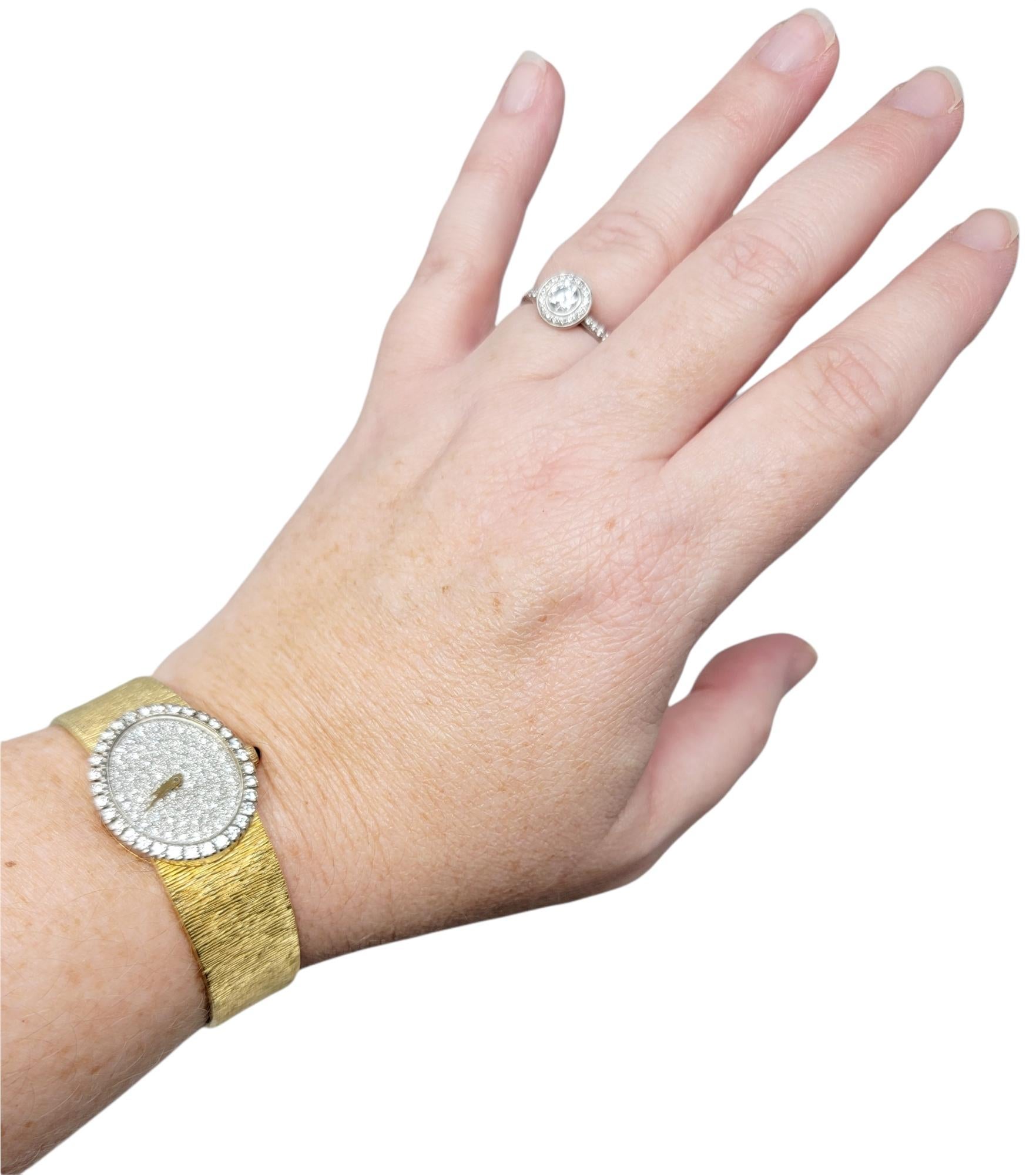 Baume & Mercier Ladies Wristwatch with Diamond Dial and Bezel in 18 Karat Gold 5