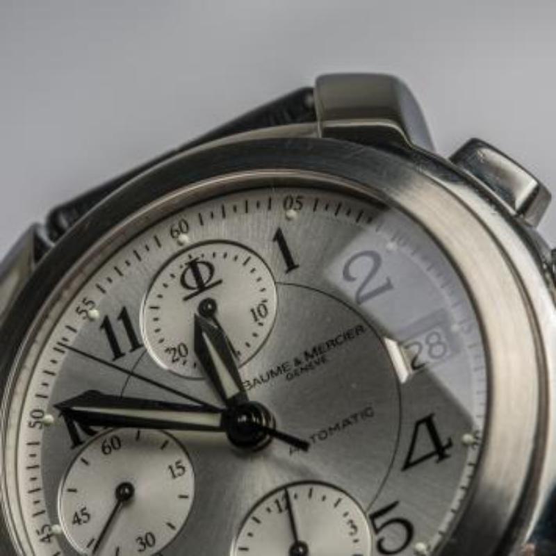 Uomo Baume & Mercier Silver Orologio da polso da uomo con alligatore in acciaio inossidabile 38MM in vendita