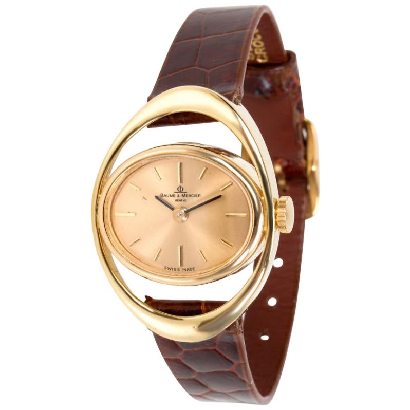 Baume & Mercier Vintage 36642.9 Ladies Watch in 18 Karat Yellow Gold For Sale