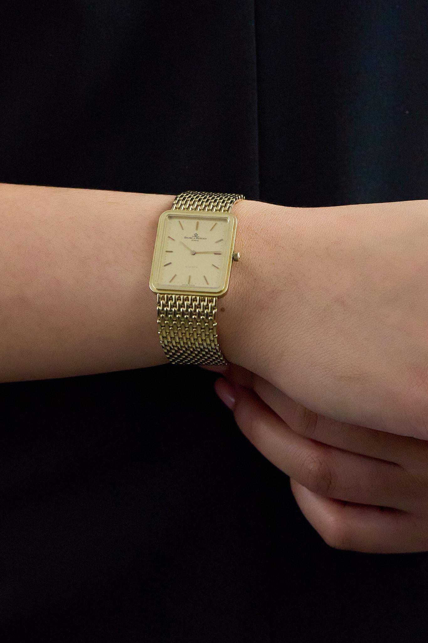 Reloj de pulsera unisex Baume & Mercier Vintage Square de los años 80 en oro amarillo de 14 quilates en venta 2