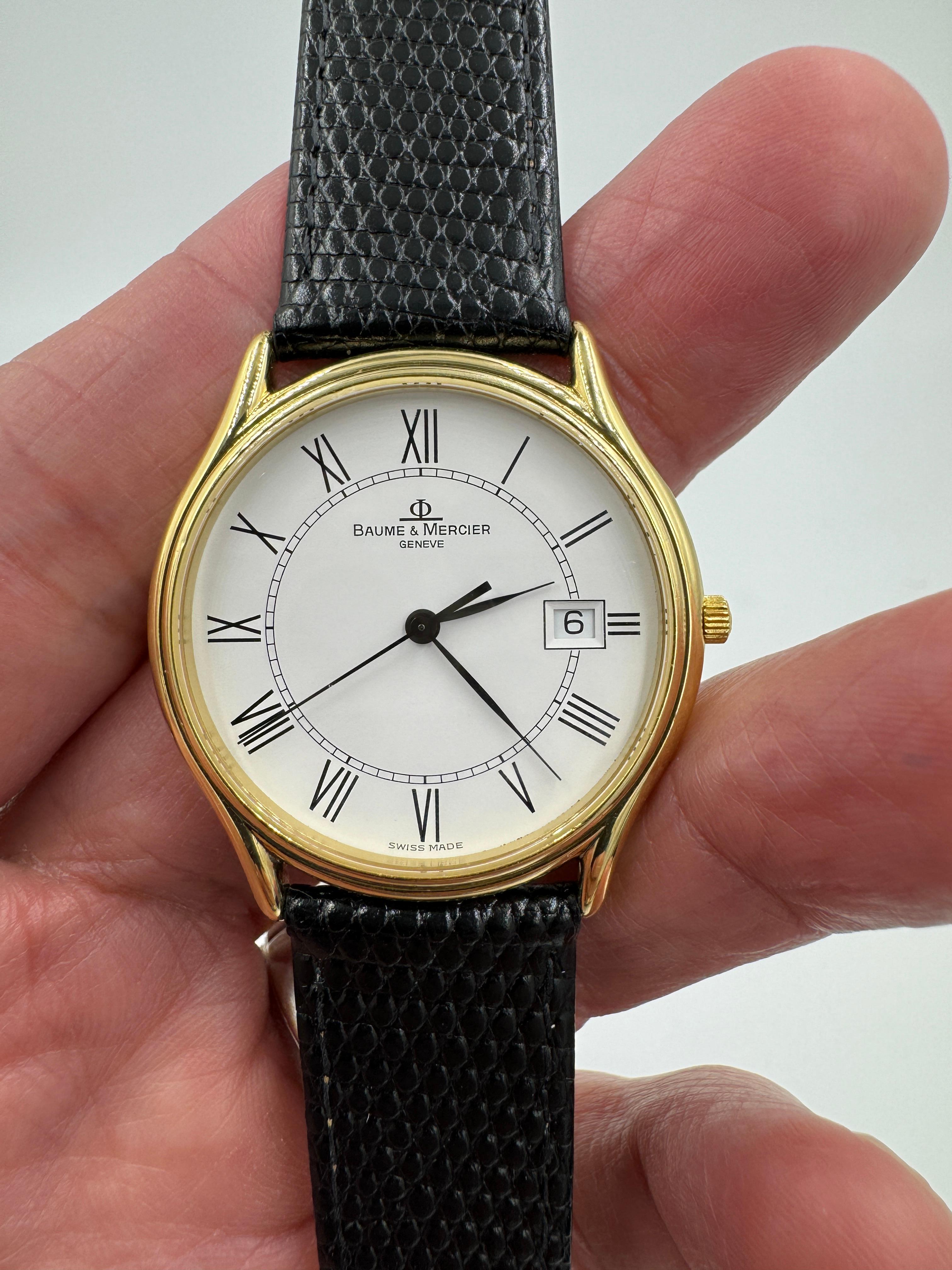 Women's or Men's Baume & Mercier Yellow Gold Wristwatch  For Sale