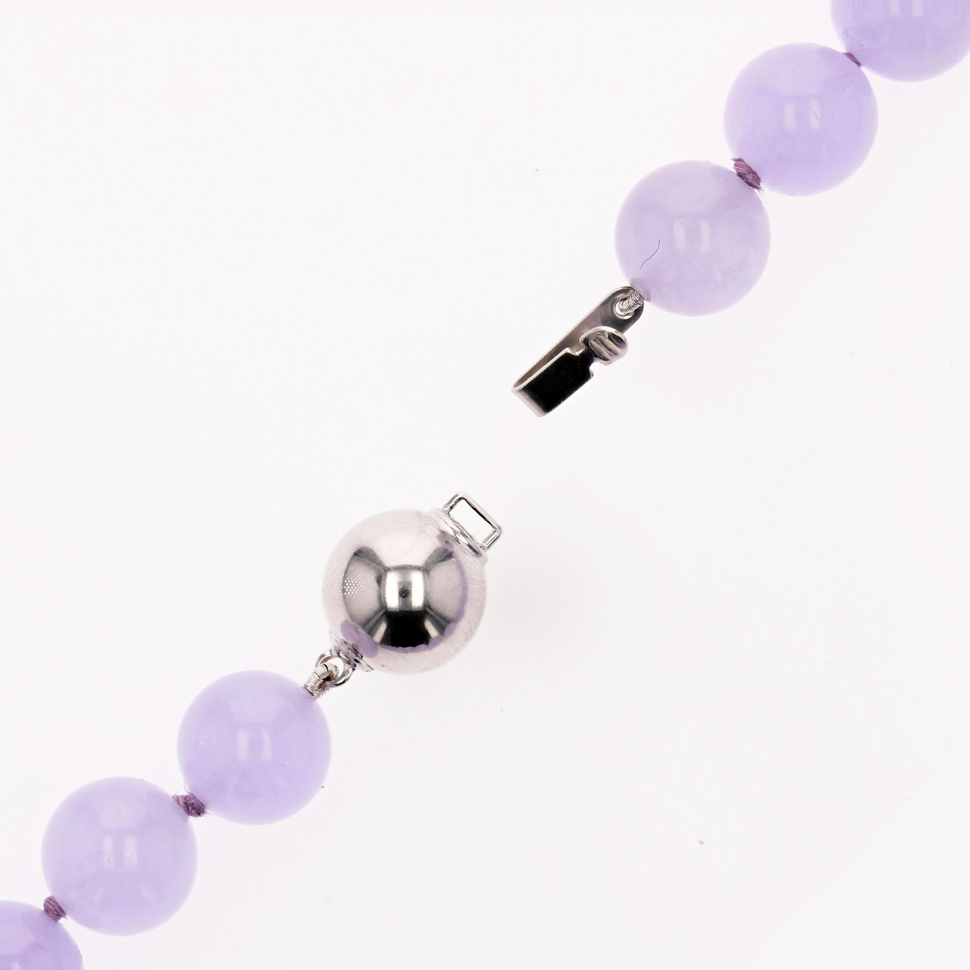 Baume Modern Parma Jade Jadeite Beads 18 Karat White Gold Necklace For Sale 7