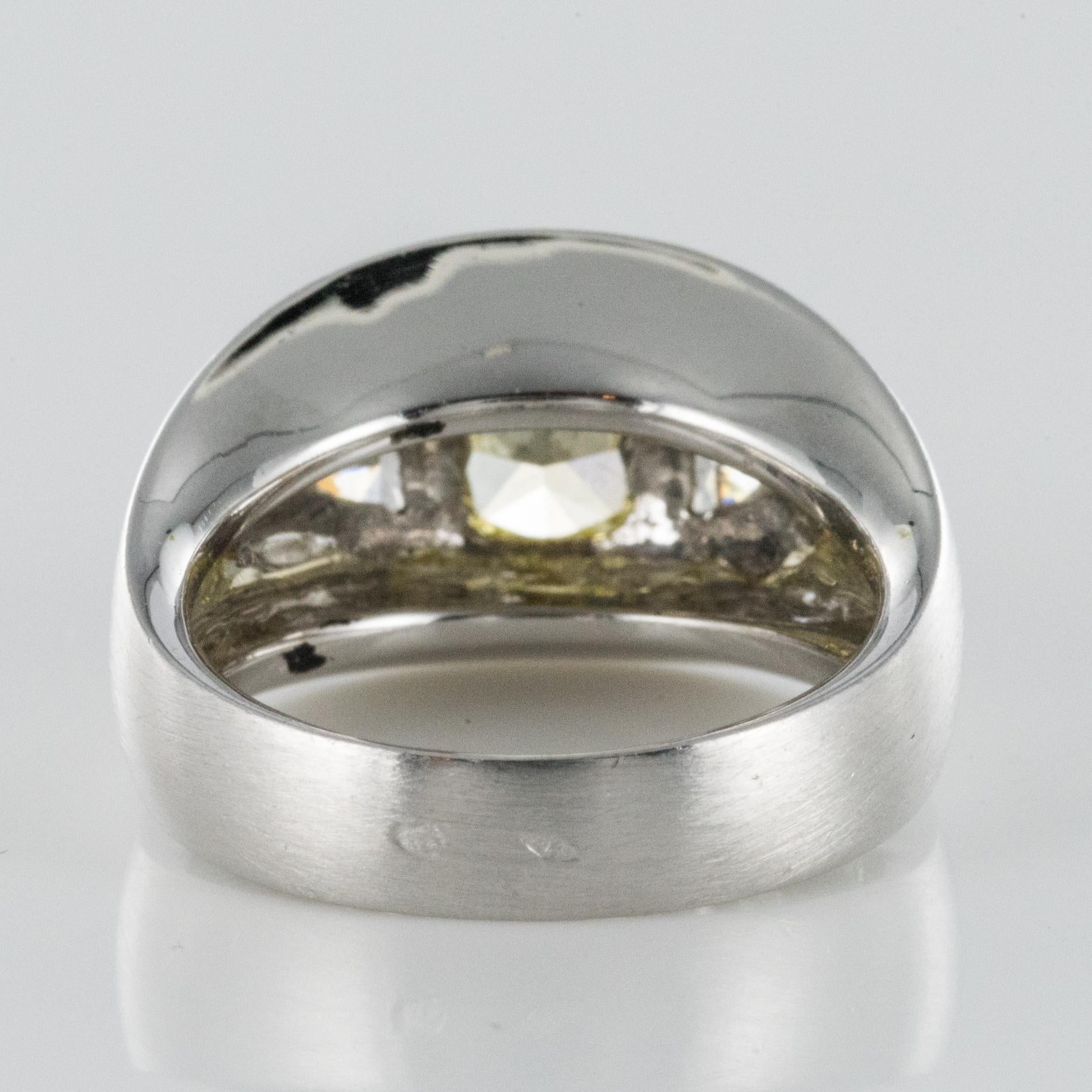 Baume Modern Yellow and White Diamond Polished Gold Ring For Sale 7