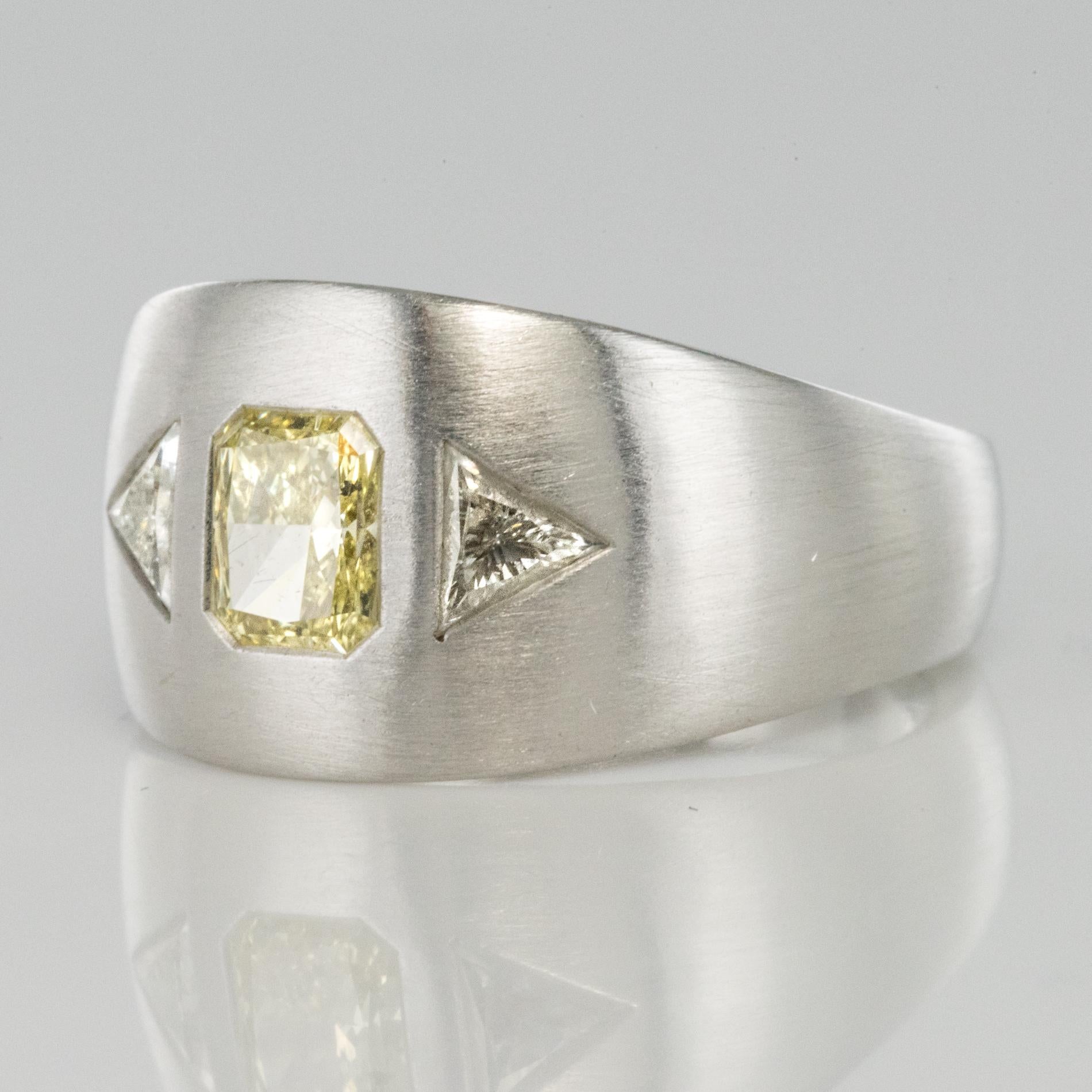 Modernist Baume Modern Yellow and White Diamond Polished Gold Ring For Sale