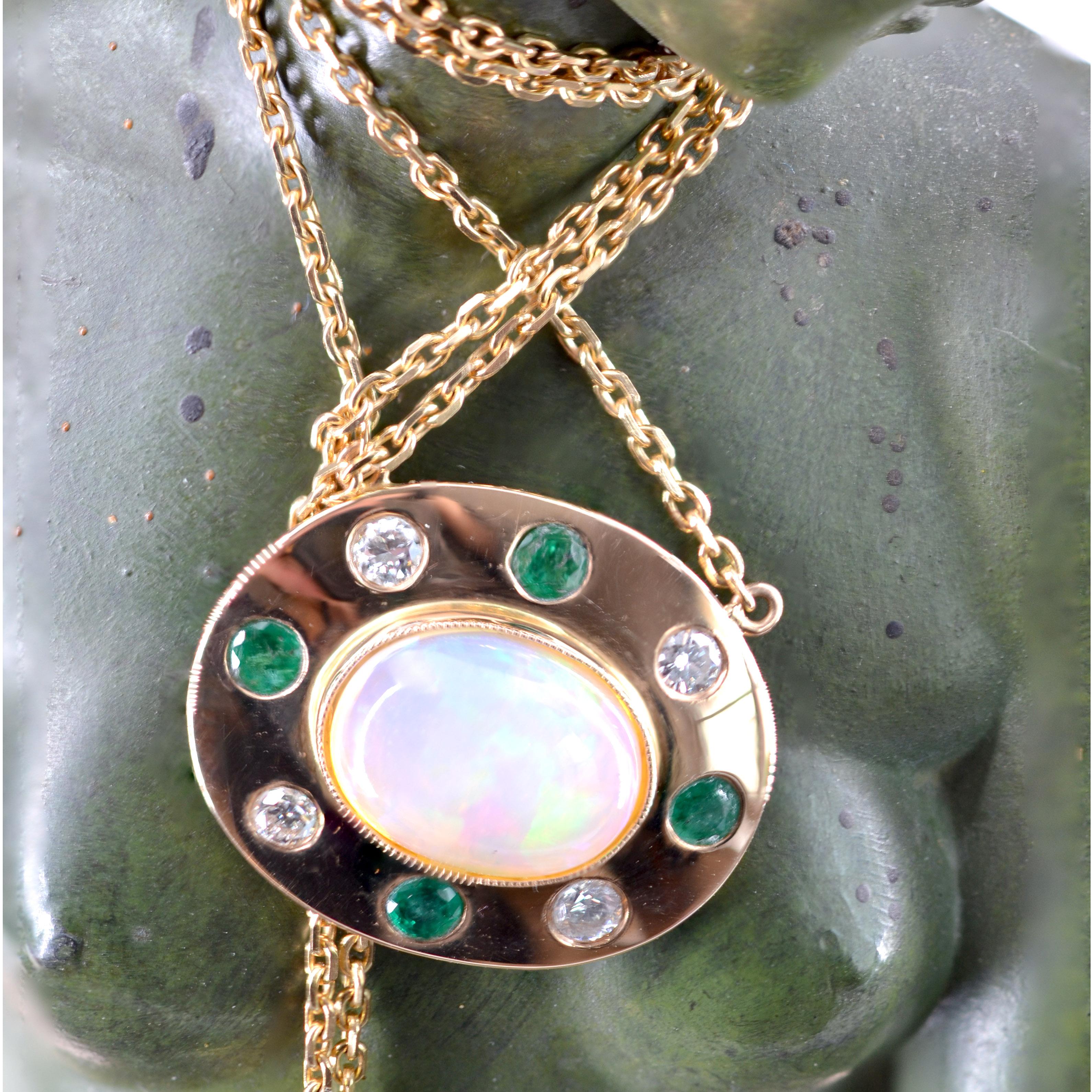 Baume Opal Emerald Diamond 18 Karat Yellow Gold Necklace 2