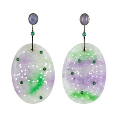 Baume Boucles d'oreilles pendantes en or blanc 18 carats avec meraudes et jade violet