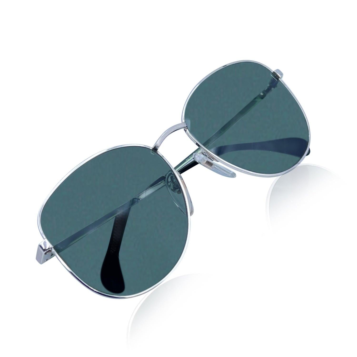 Blu Occhiali da sole Bausch & Lomb Vintage Silver Metal White Gold Mod. 512 in vendita