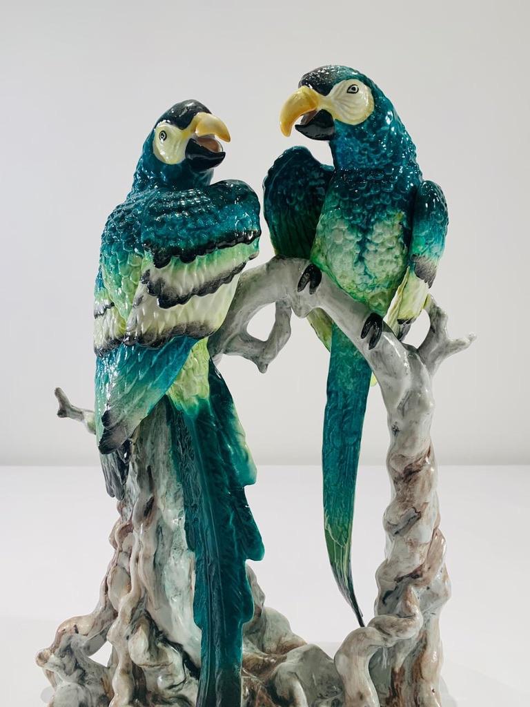 Other Bavaria german porcelain Art Deco circa 1930 Parrots polycrhomed. For Sale