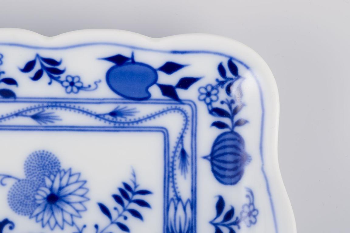 20th Century Bavaria, Germany. Porcelain tray. Blue Onion-patterned. Printed decoration. For Sale