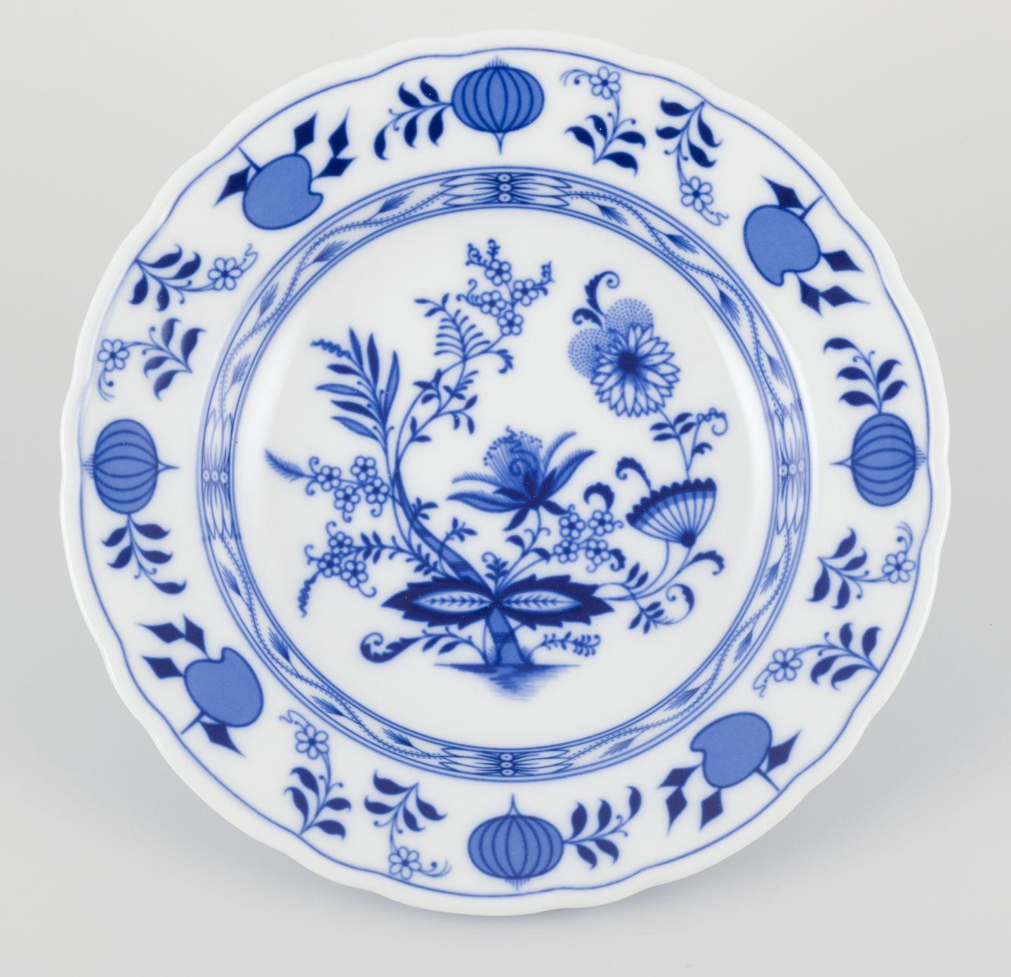 Porcelain Bavaria, Germany. Set of six deep porcelain plates. Blue Onion pattern. For Sale