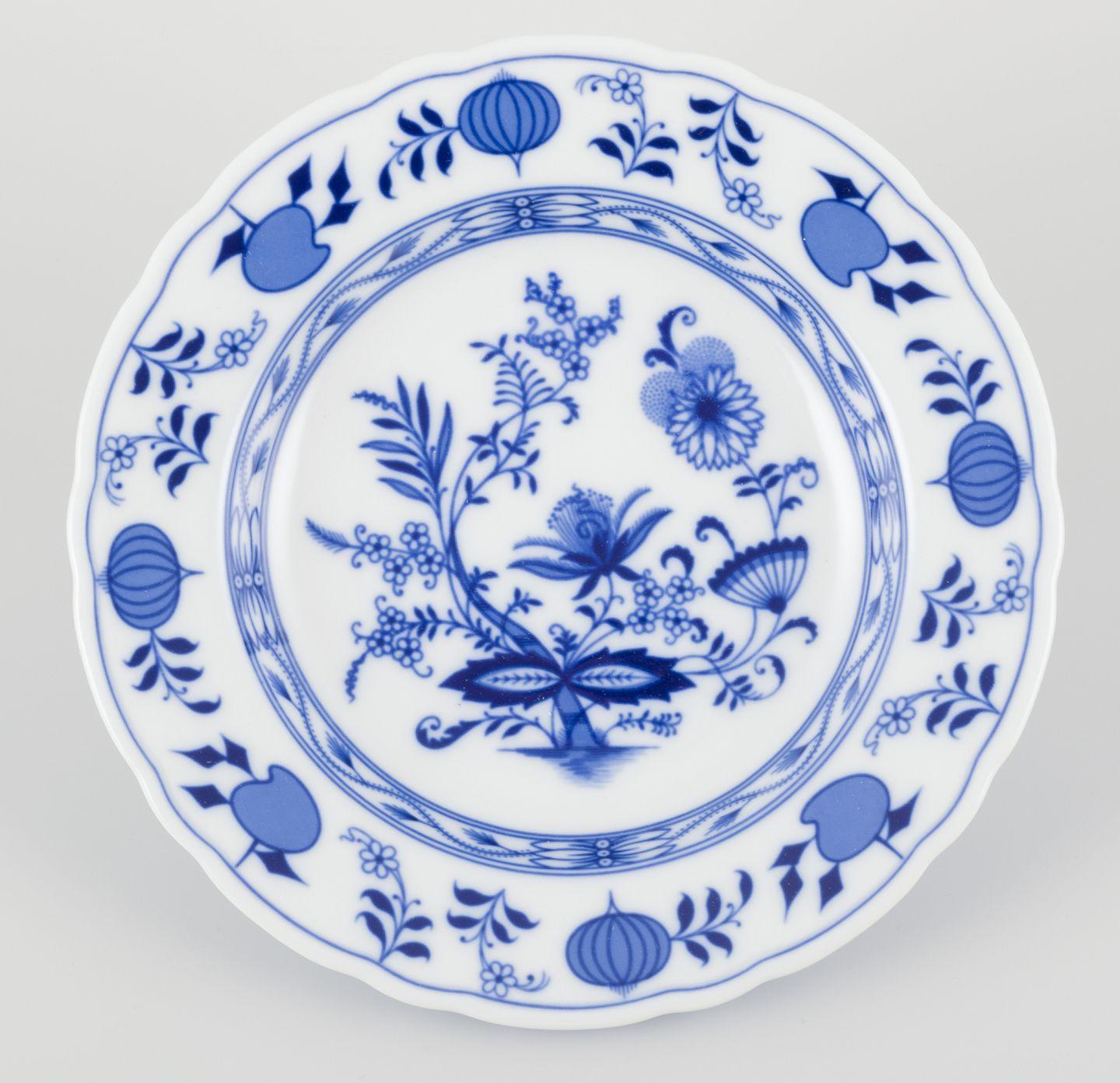 Bavaria, Germany. Set of six deep porcelain plates. Blue Onion pattern. For Sale 1