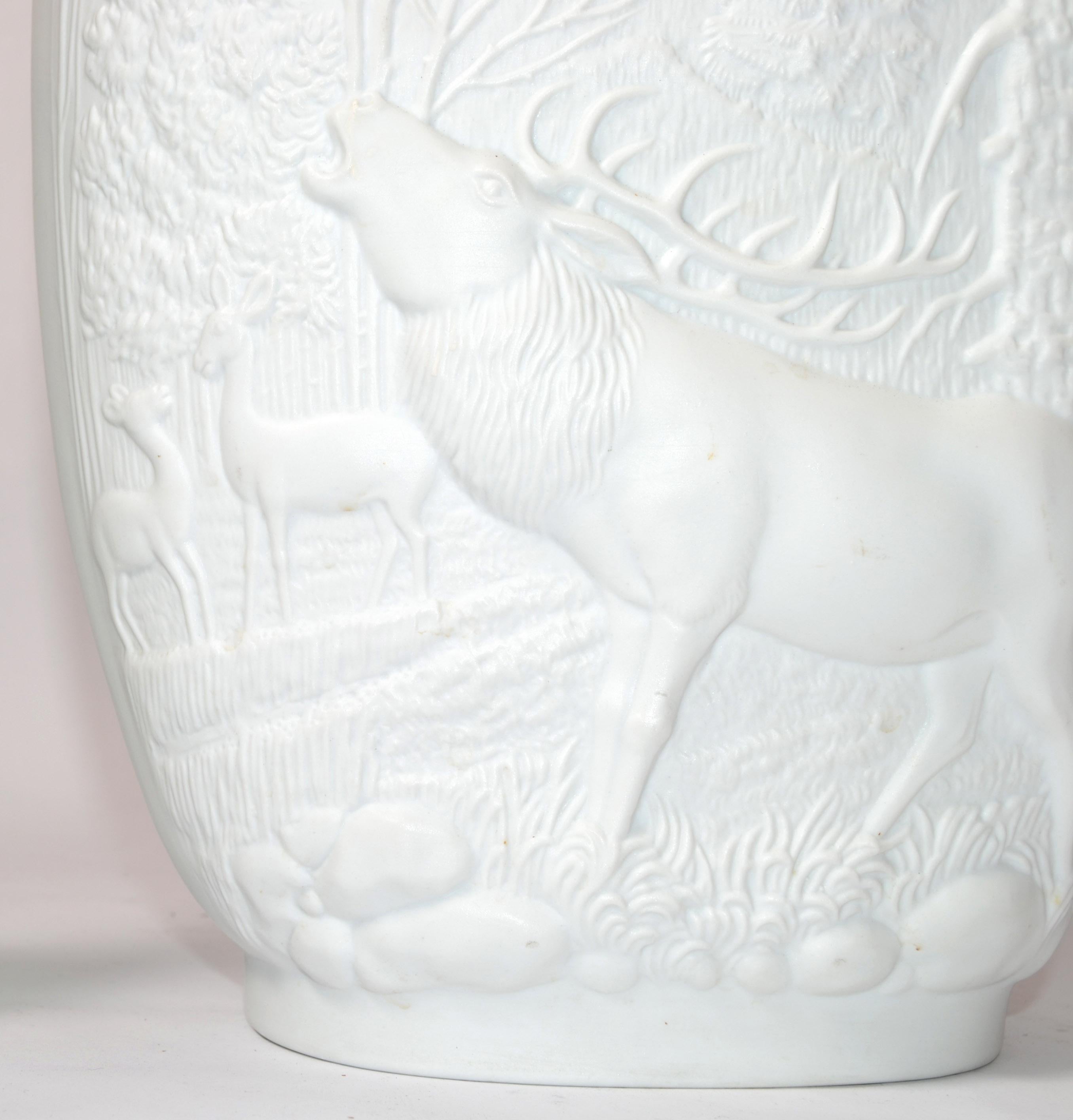 Glazed Bavaria Rosenthal White Bisque Flower Vase 2D Forrest Royal Porcelain Germany For Sale