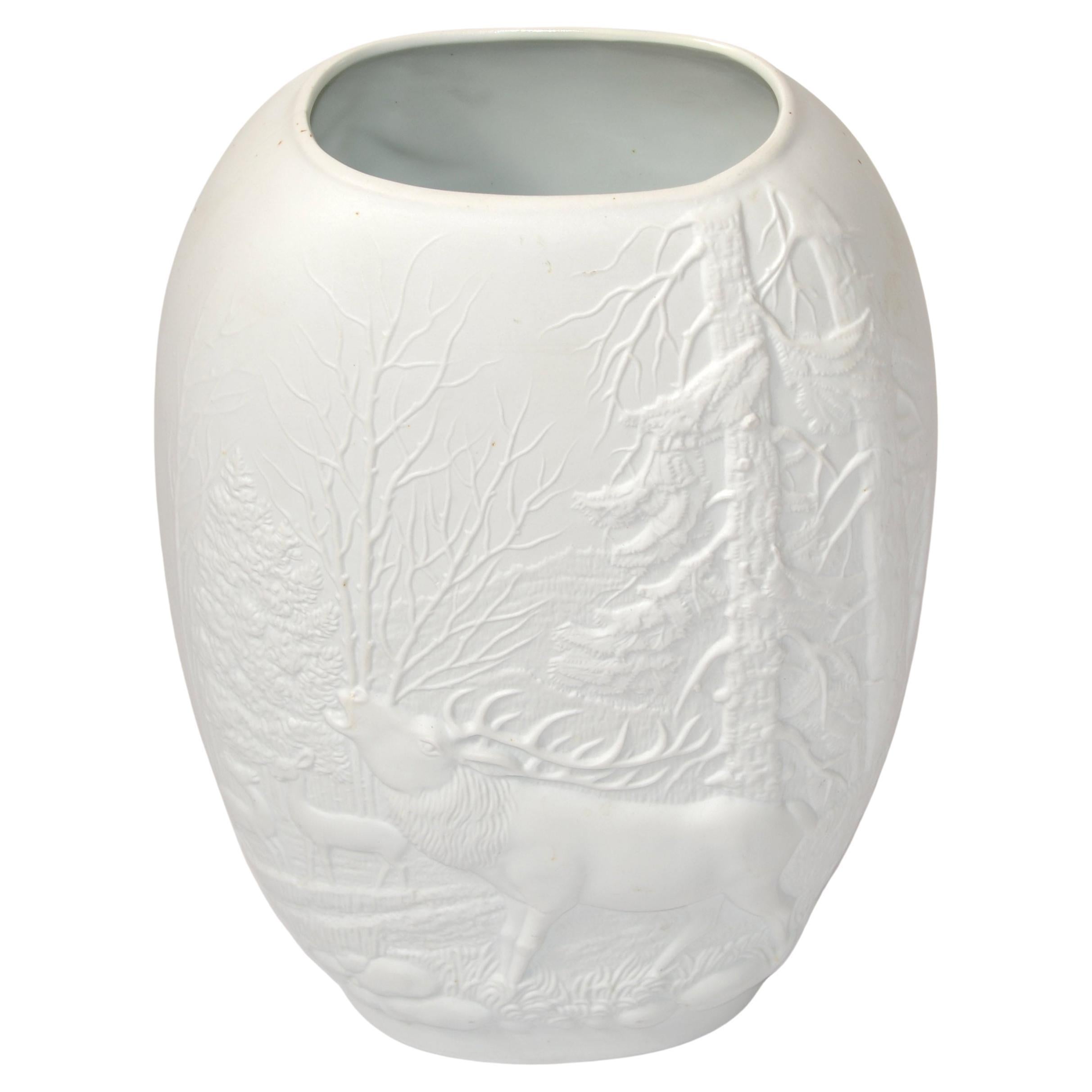 Bavaria Rosenthal White Bisque Flower Vase 2D Forrest Royal Porcelain Germany