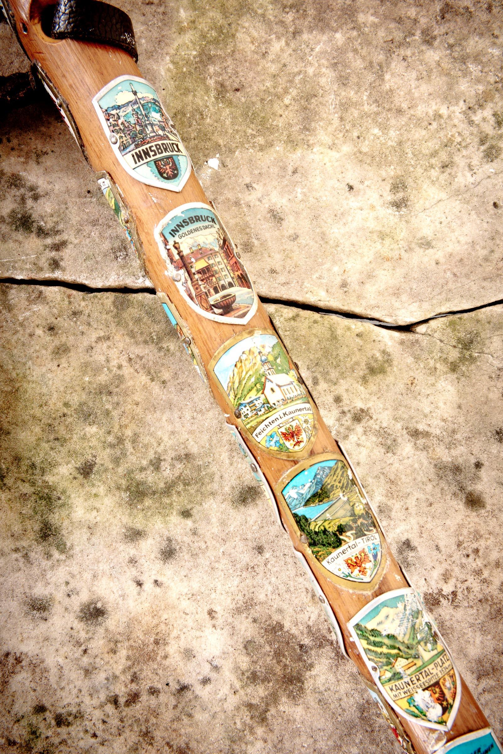 Bavarian Badges Walking Stick In Good Condition In Alton, GB