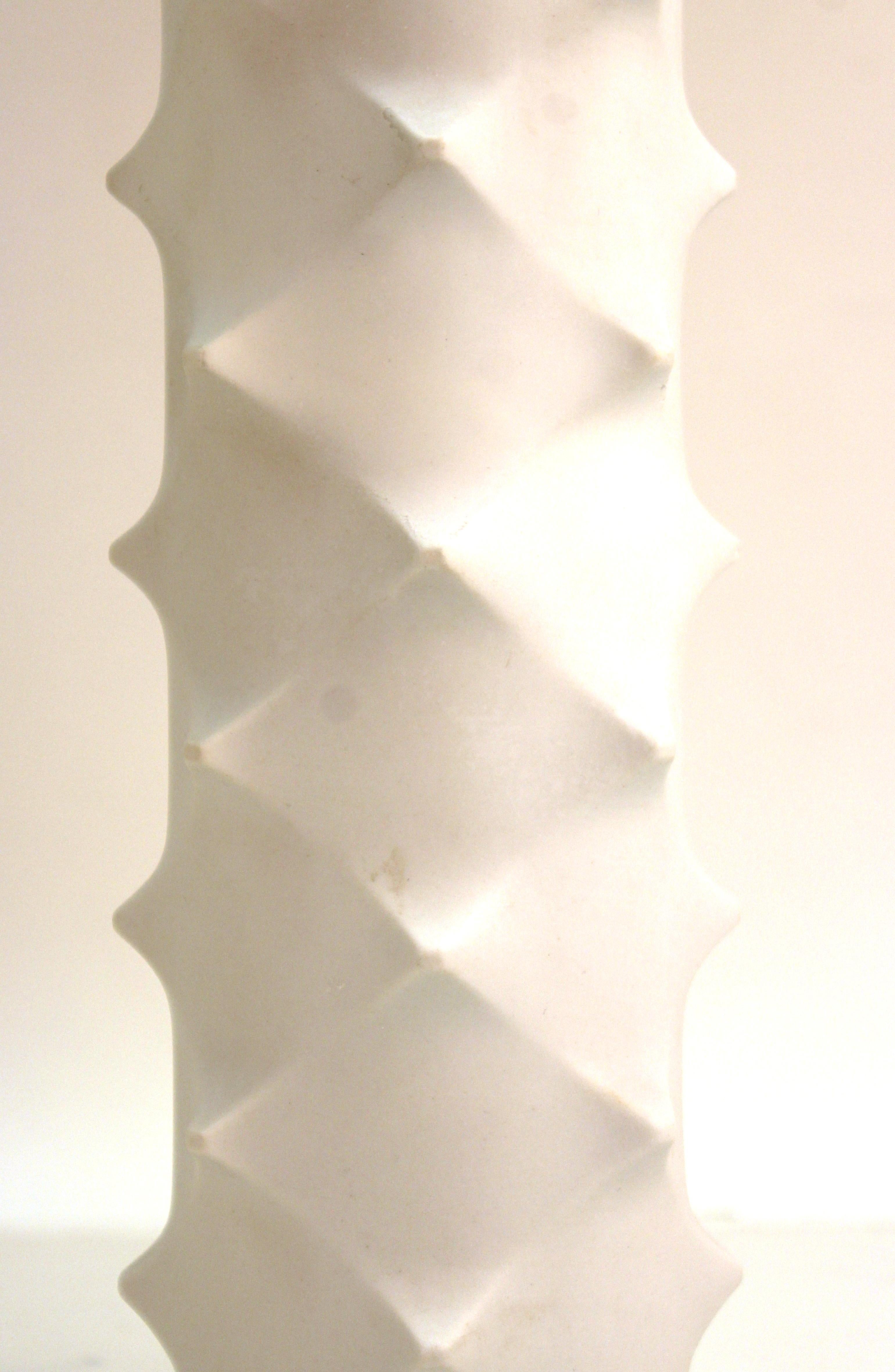 Mid-20th Century Bavarian Scherzer White Op Art Vase